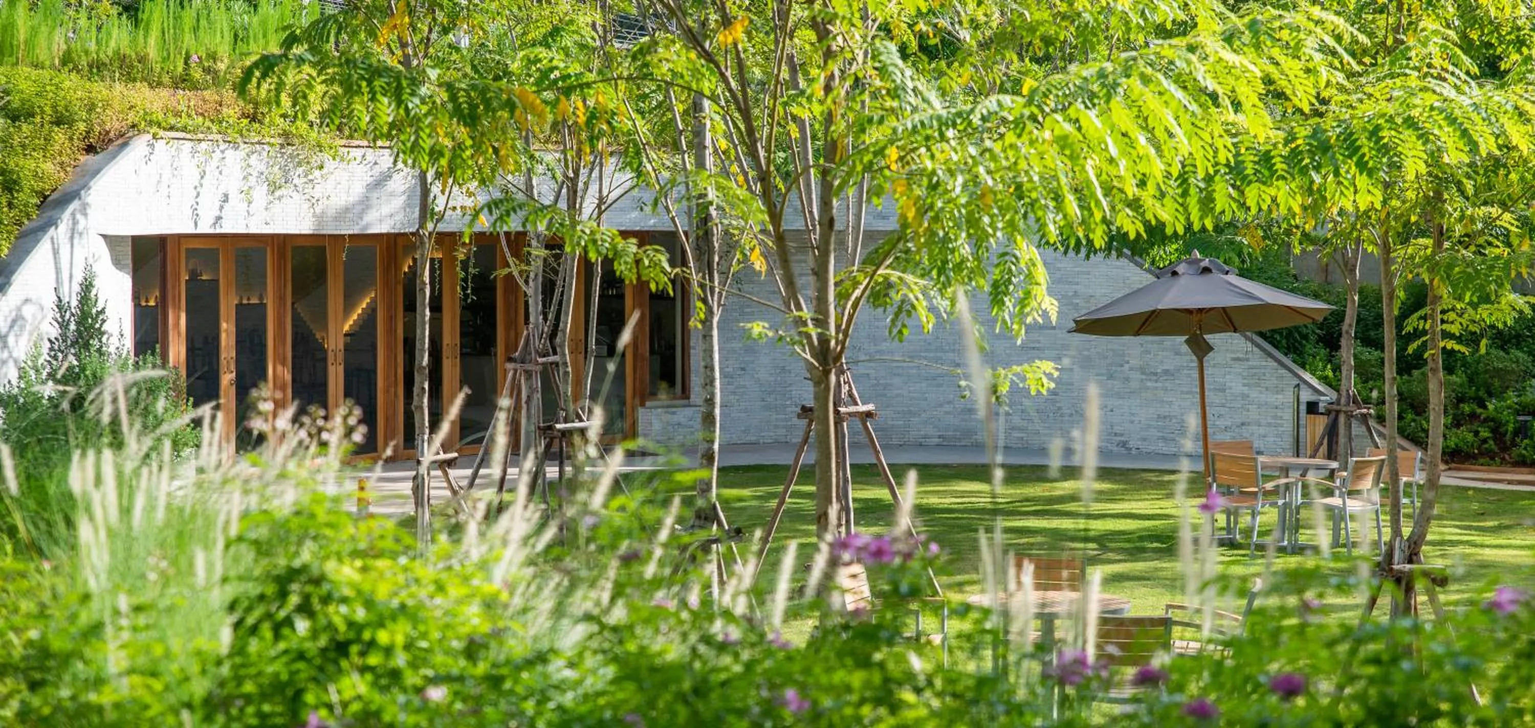 Restaurant/places to eat in Hotel Labaris Khao Yai