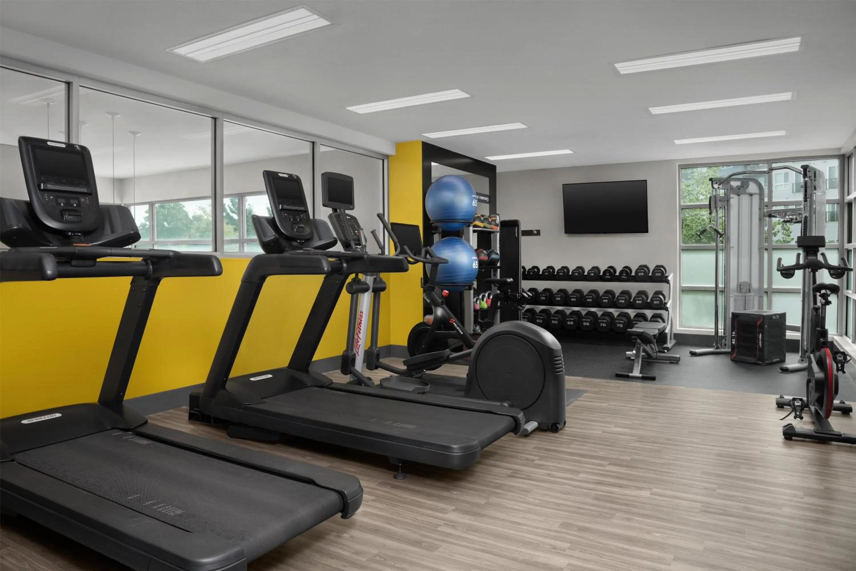 Fitness centre/facilities in Hampton Inn & Suites Denver Tech Center