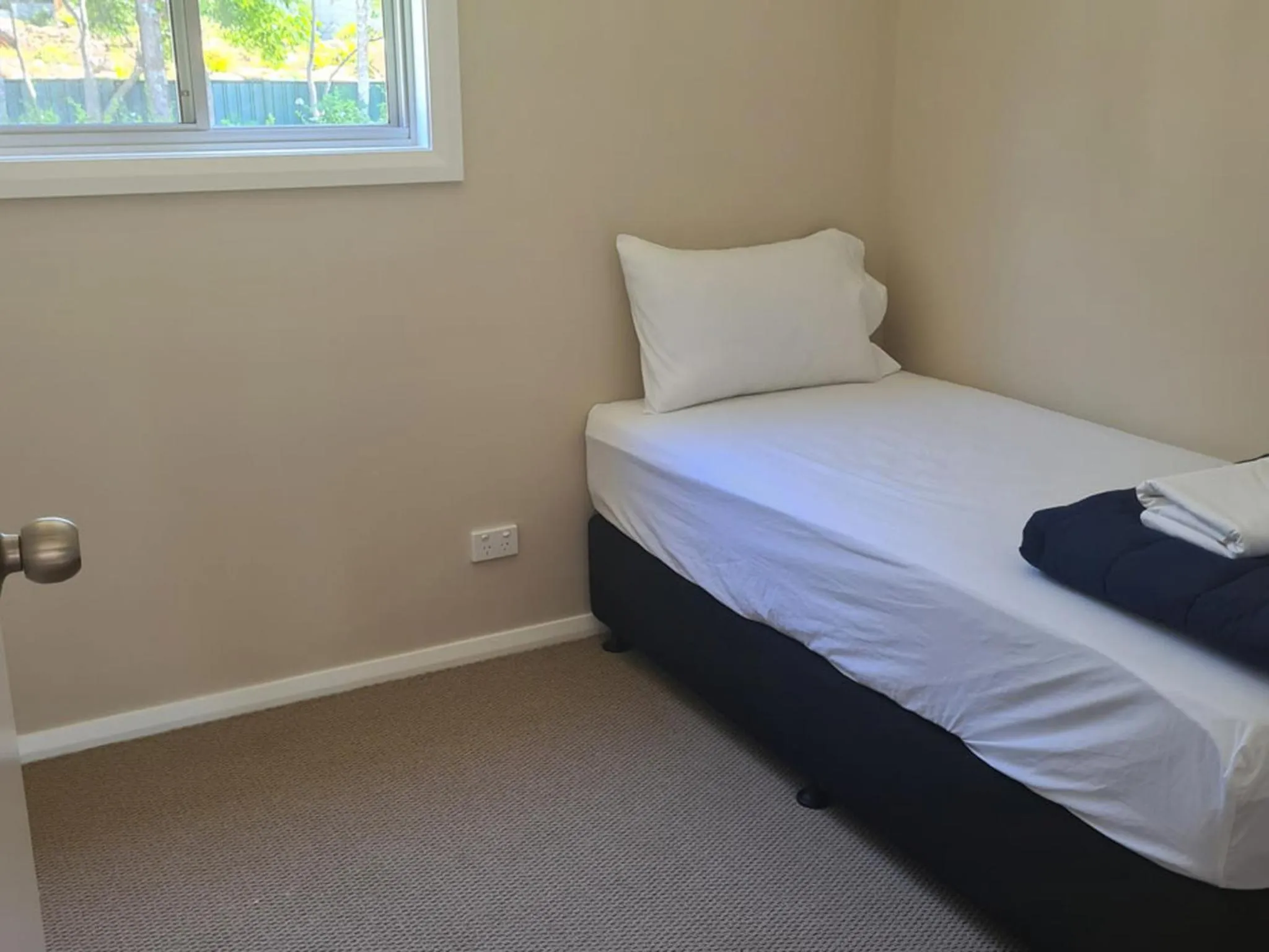 Bed in Lakeside Forster Holiday Park