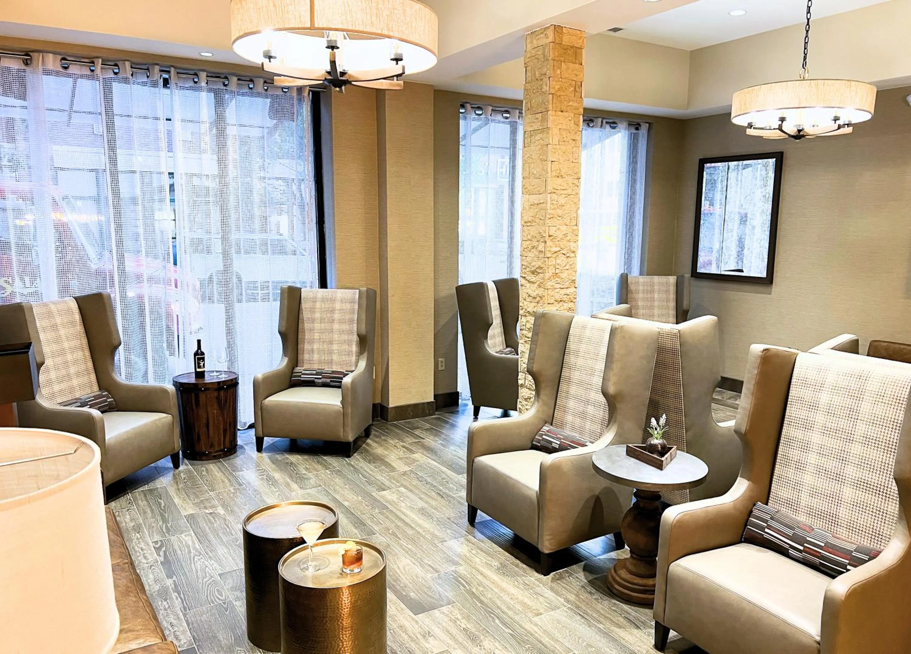 Restaurant/places to eat in Embassy Suites by Hilton Fort Worth Downtown