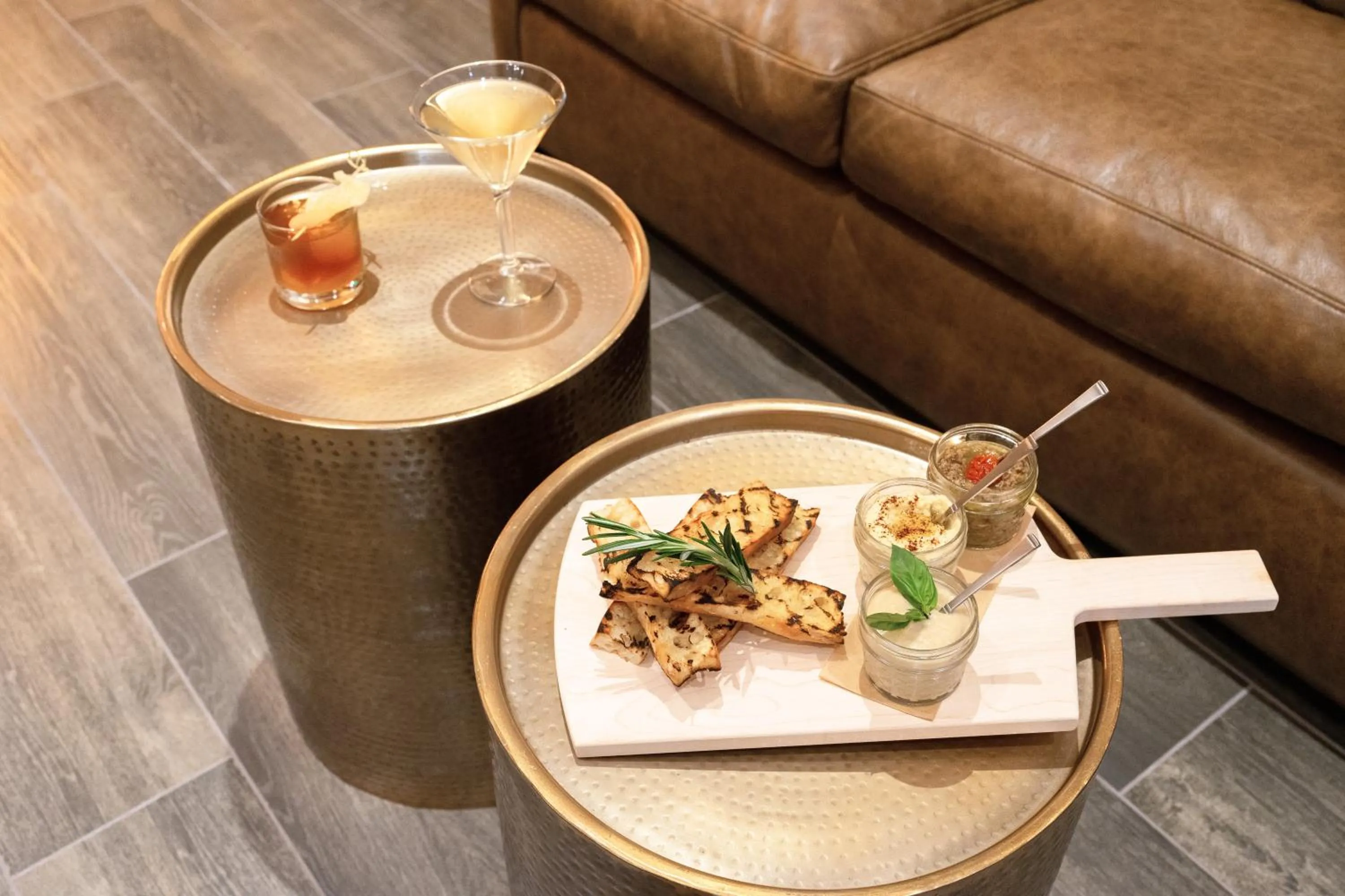 Restaurant/places to eat in Embassy Suites by Hilton Fort Worth Downtown