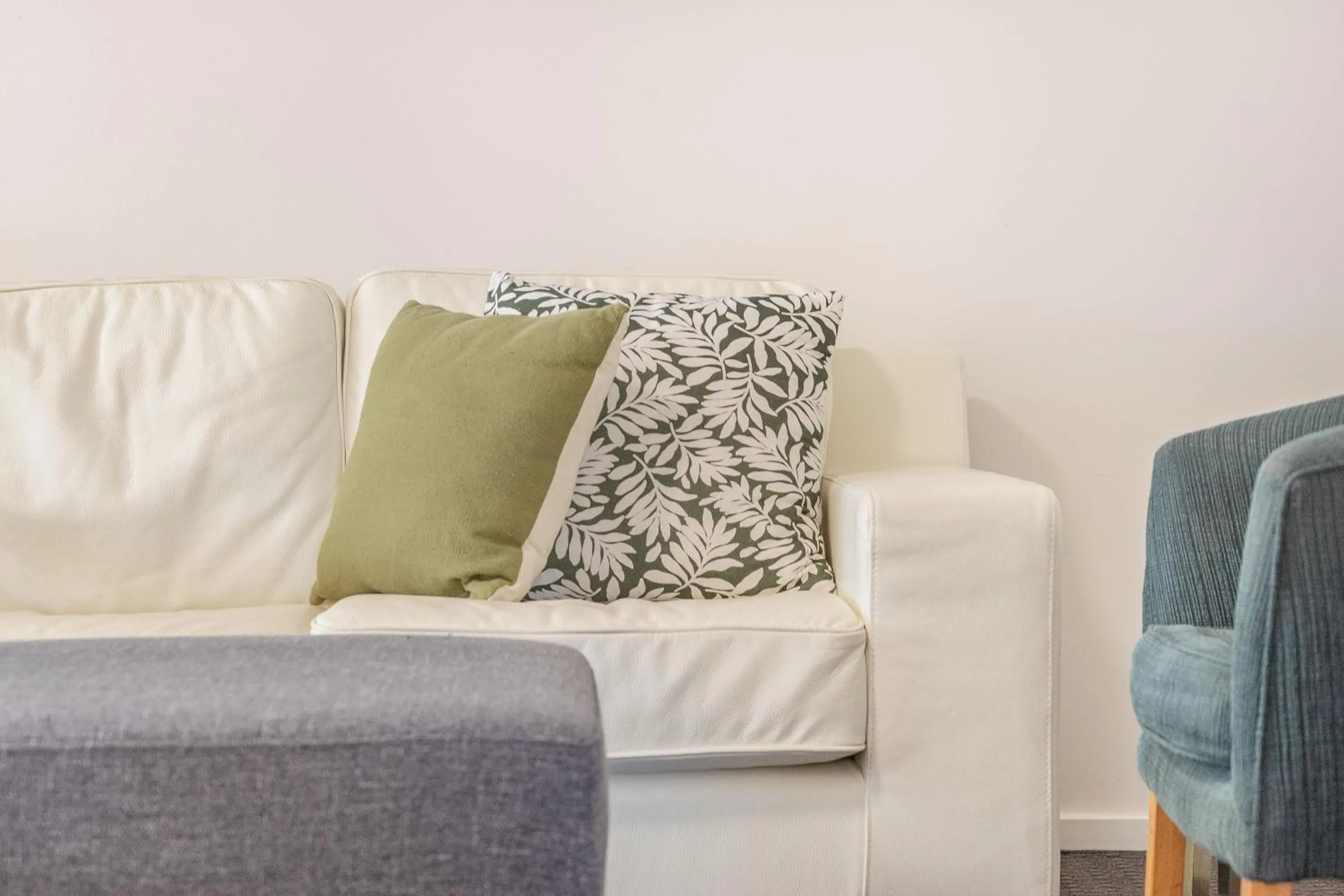Seating area in Cosmo Motel Adamstown