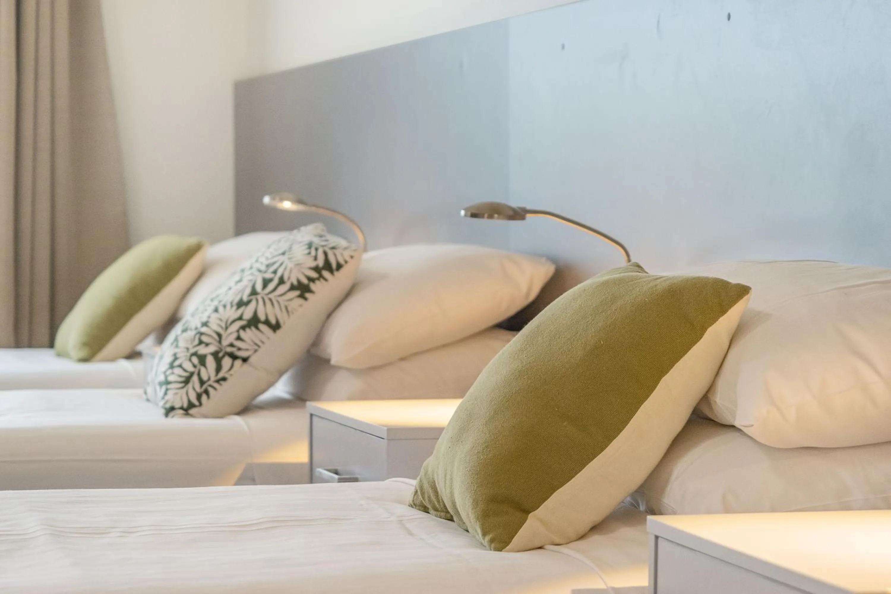 Bed in Cosmo Motel Adamstown