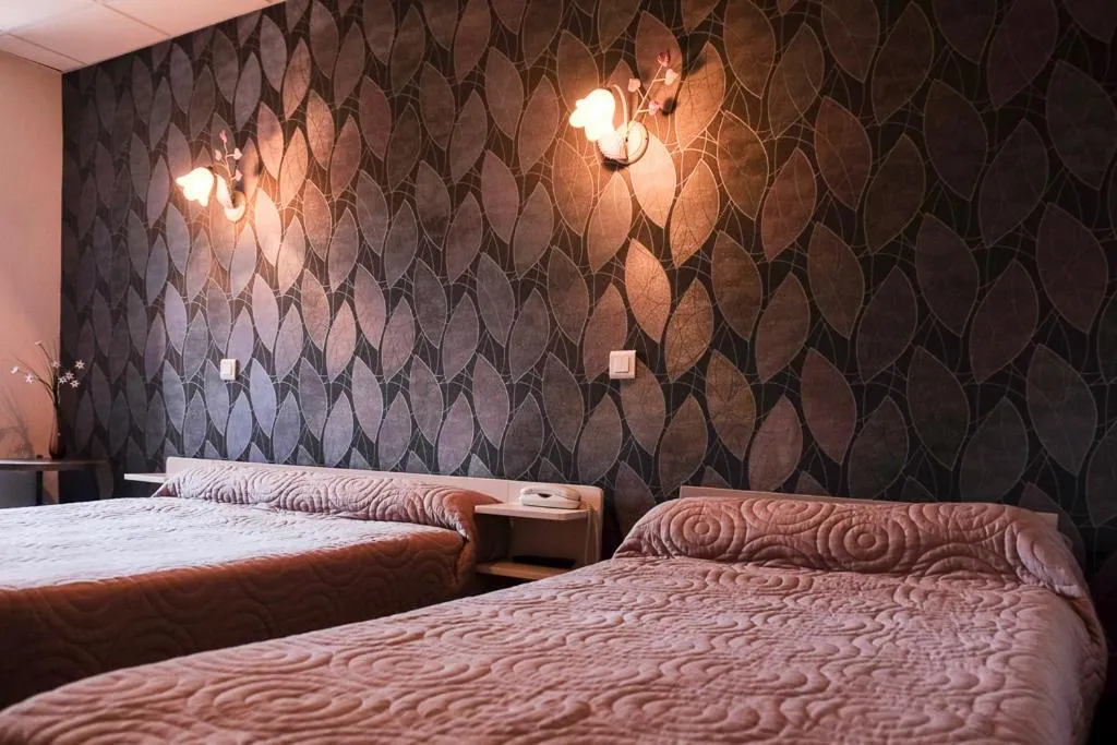Bed in hôtel Piellenia