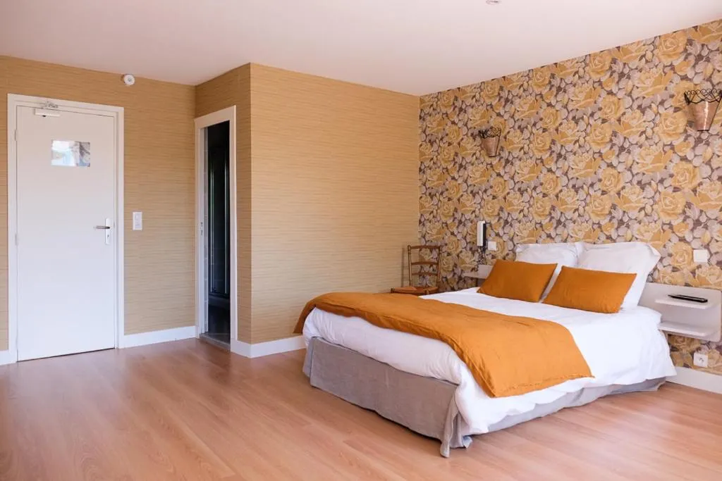 Bed in hôtel Piellenia