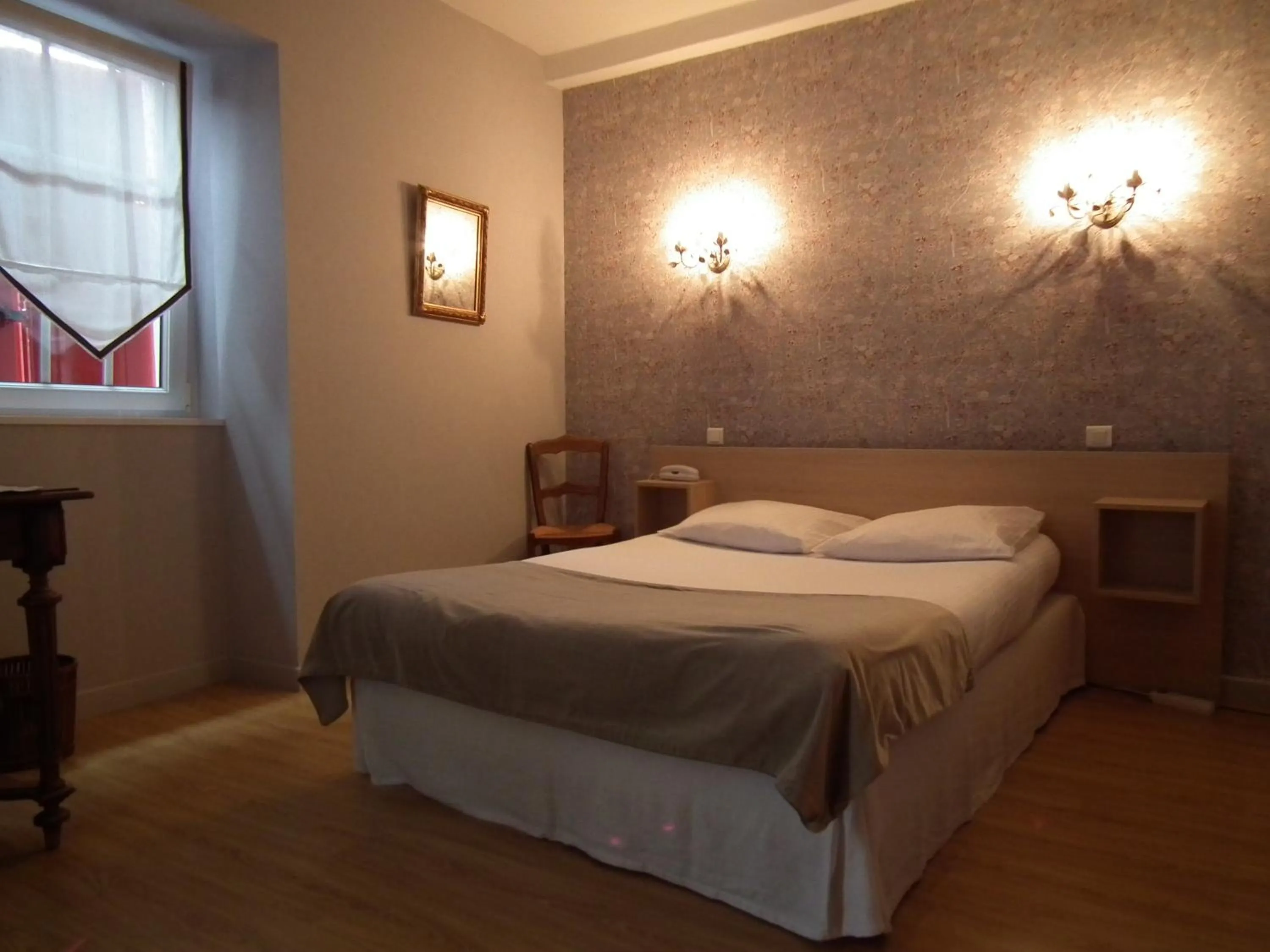 Bed in hôtel Piellenia