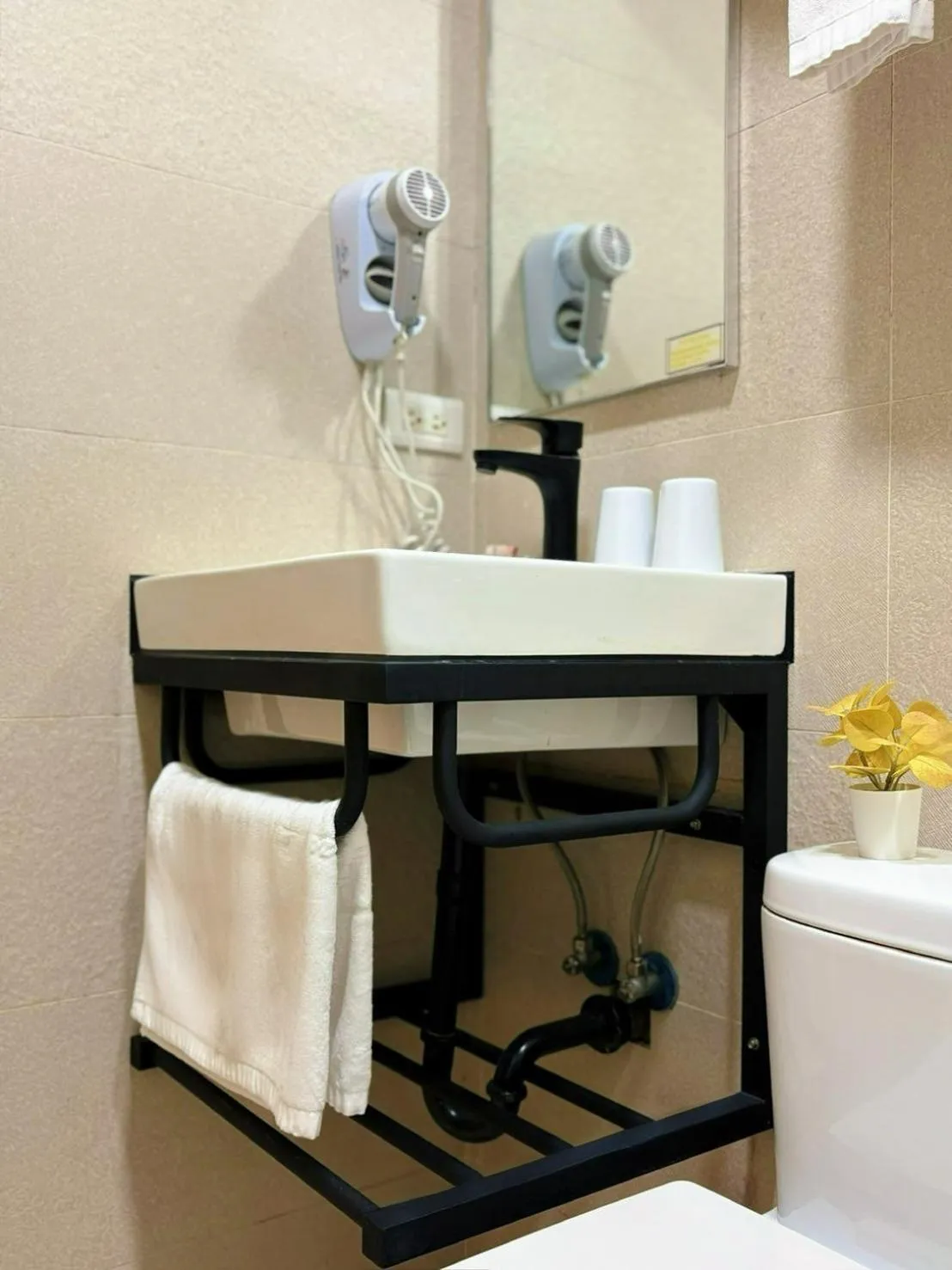 towels in Wemeet Hotel Taipei