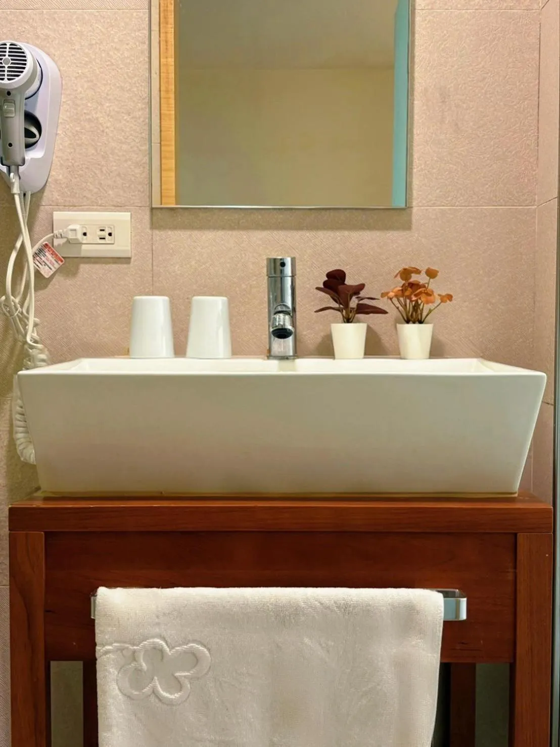 Bathroom in Wemeet Hotel Taipei