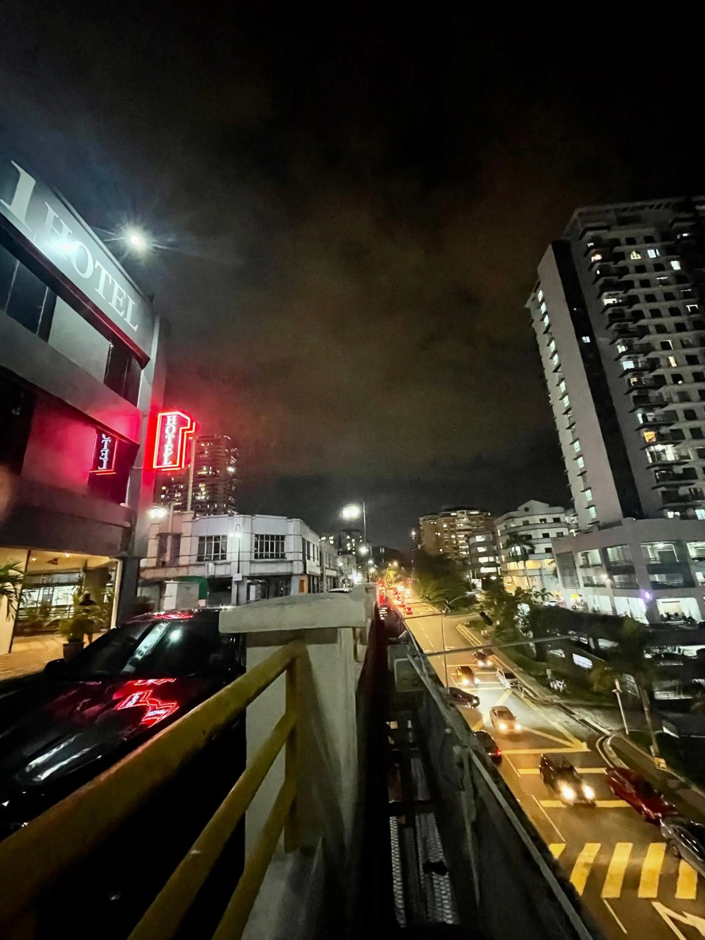 Property building in 1 Hotel Kuchai Lama