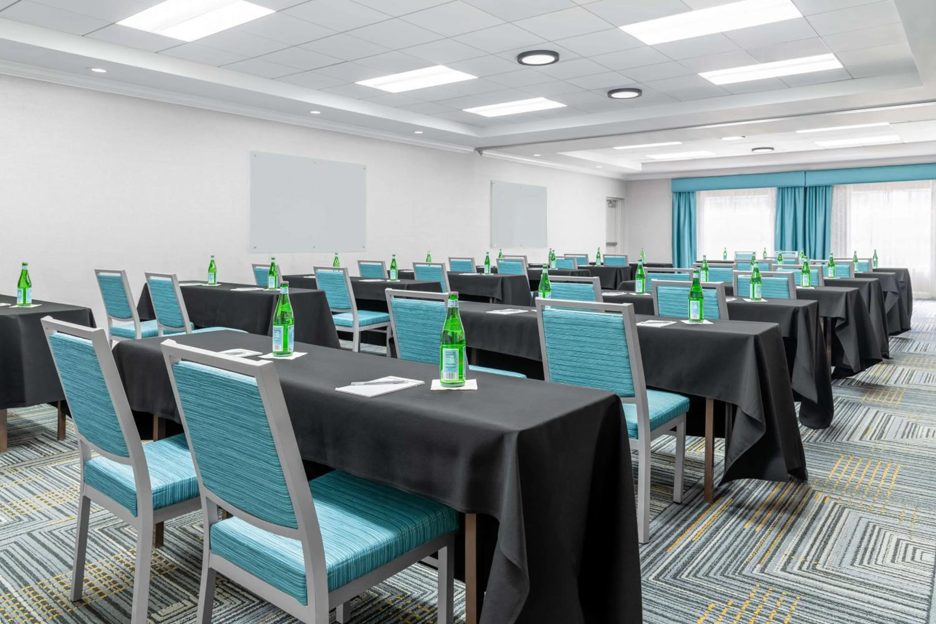 Meeting/conference room in Homewood Suites by Hilton Detroit-Troy
