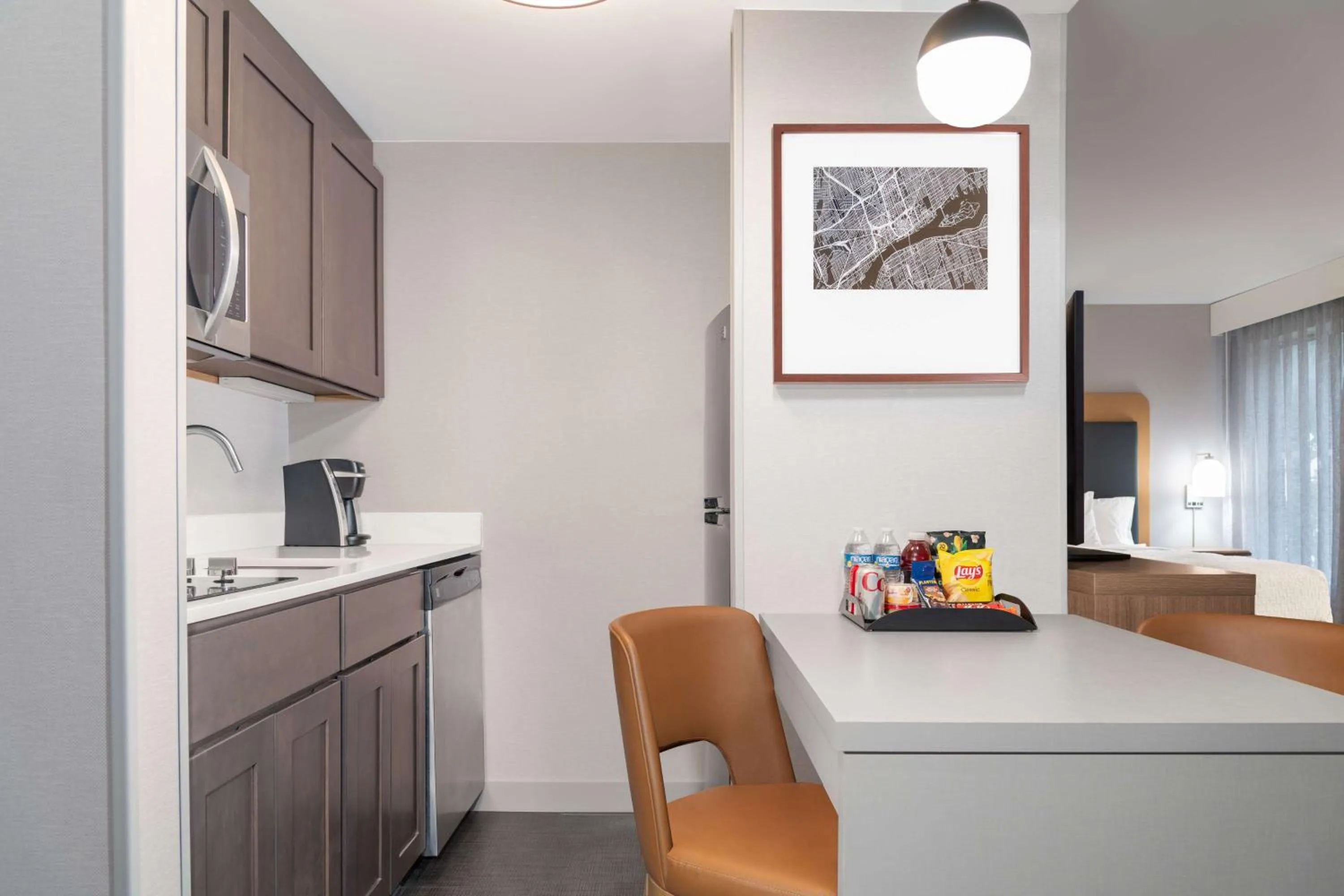 Kitchen or kitchenette in Homewood Suites by Hilton Detroit-Troy