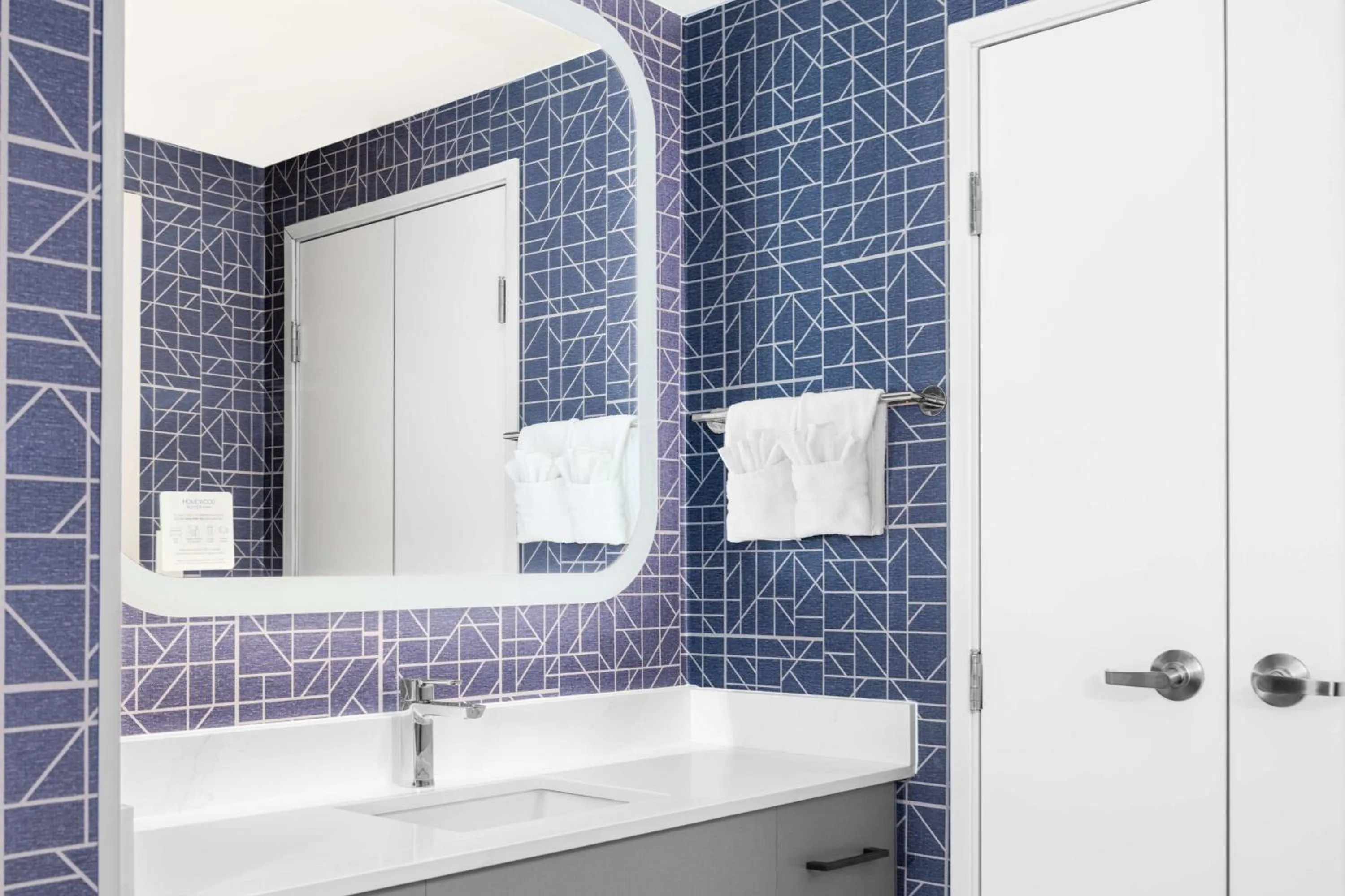 Bathroom in Homewood Suites by Hilton Detroit-Troy