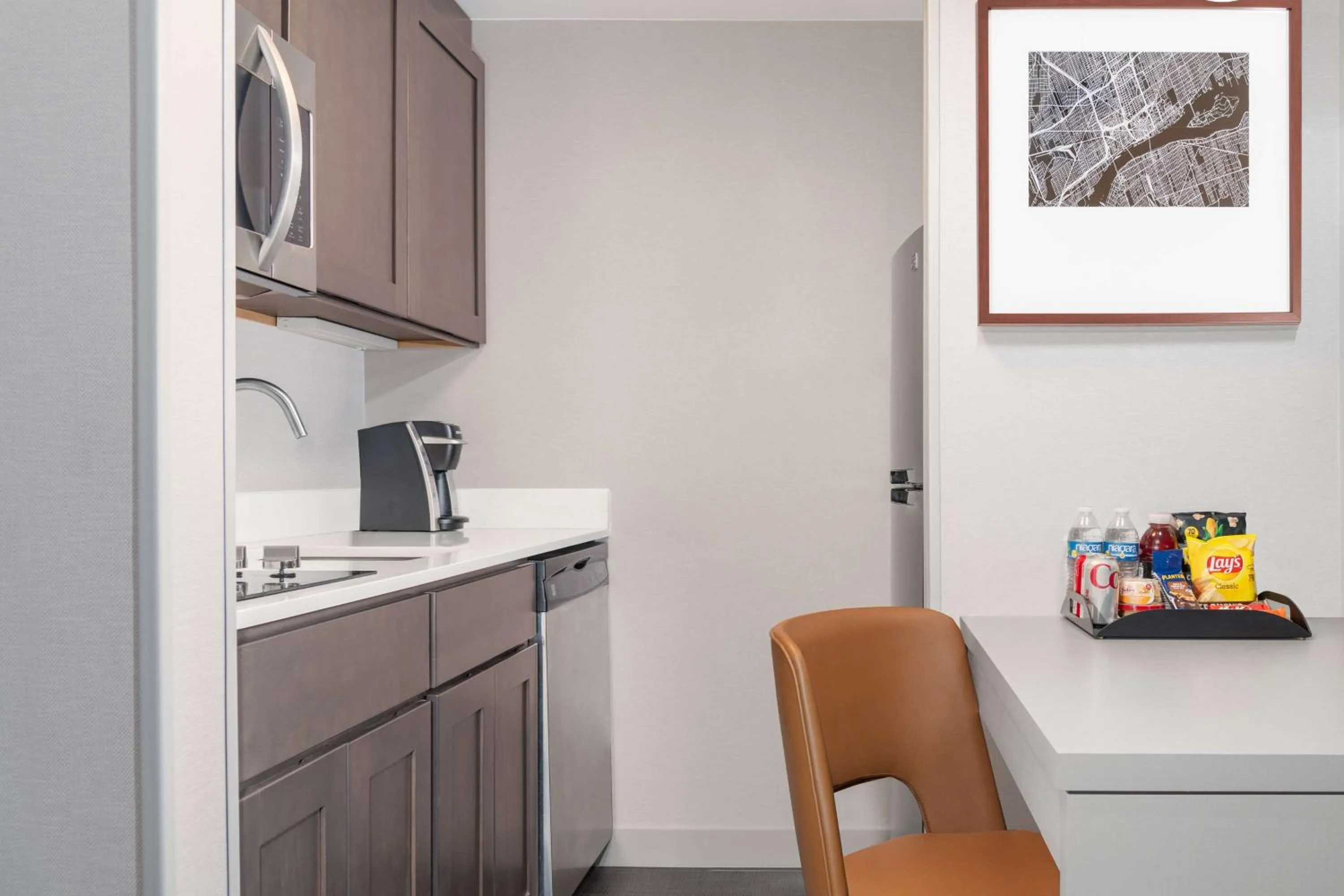 Kitchen or kitchenette in Homewood Suites by Hilton Detroit-Troy