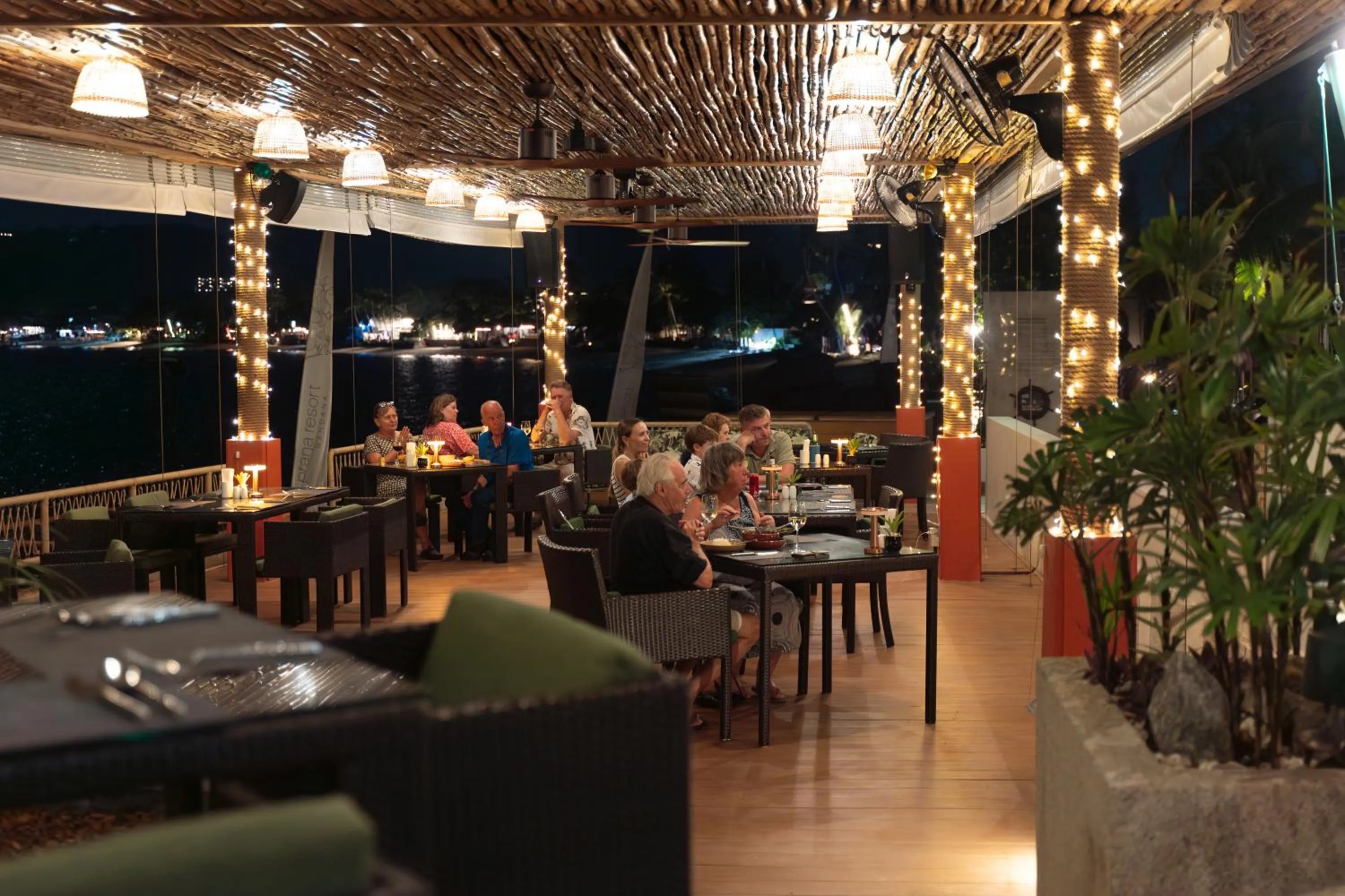 Restaurant/places to eat in Prana Resort Nandana