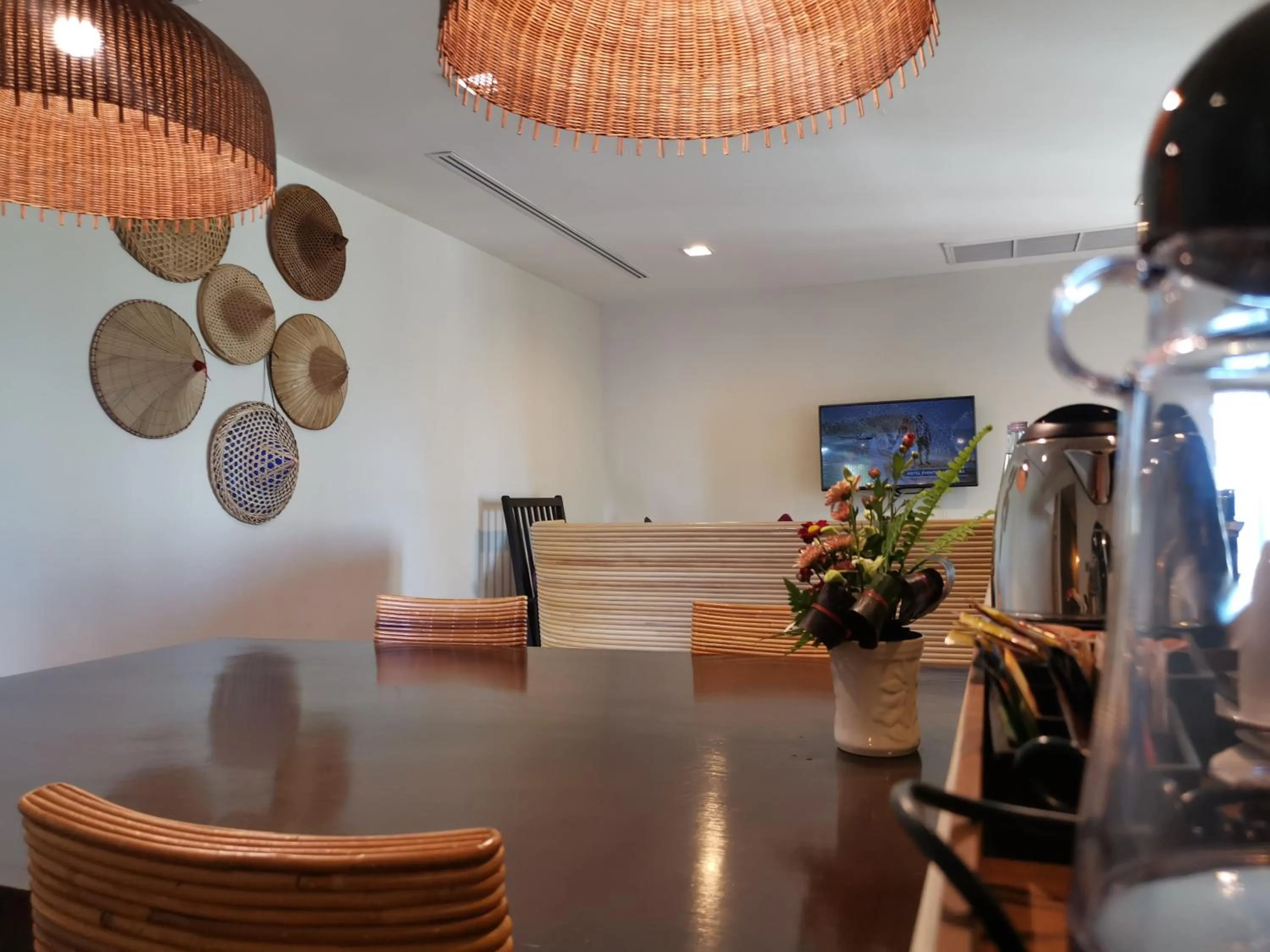 Dining area in Prana Resort Nandana