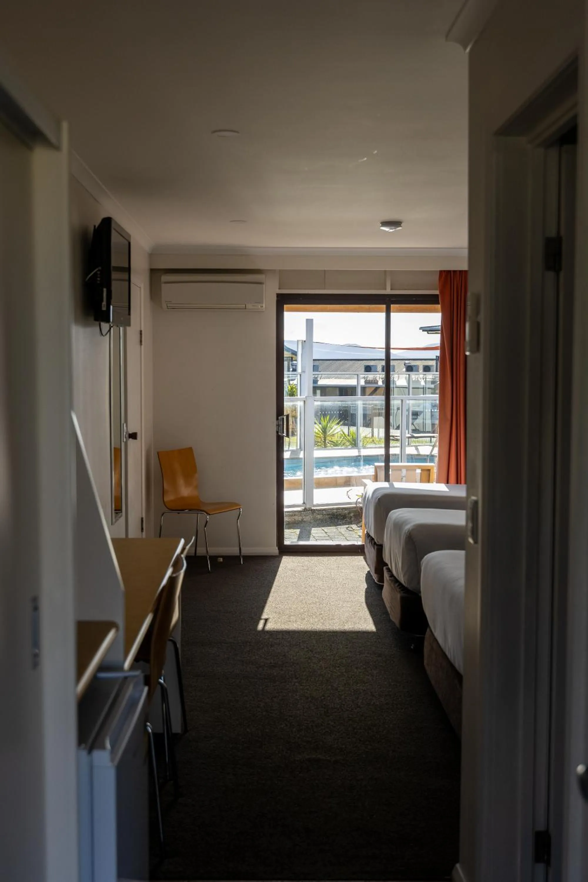 Photo of the whole room, Bed in Beachfront Bicheno