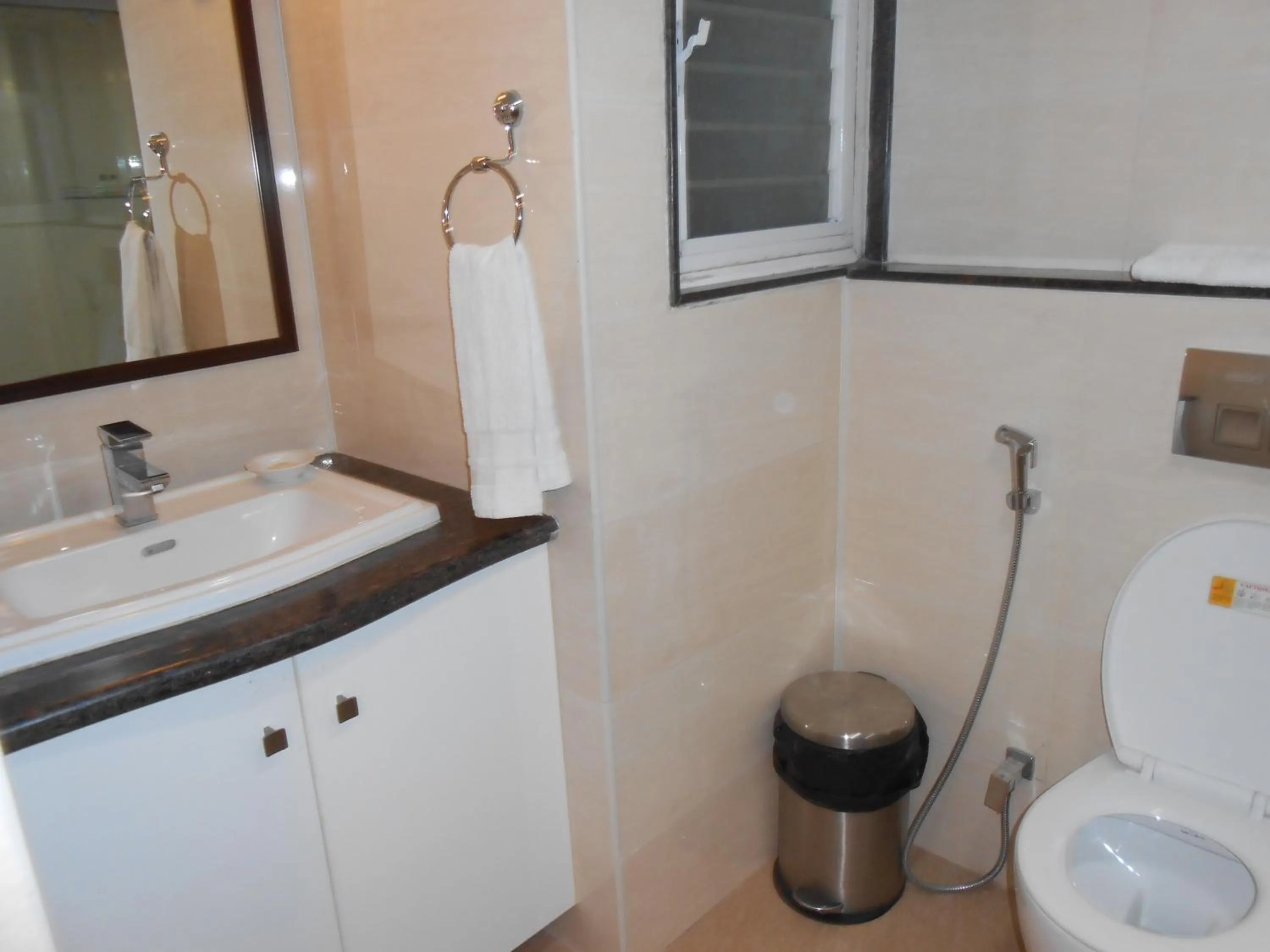 Brunton Heights Executive Suites