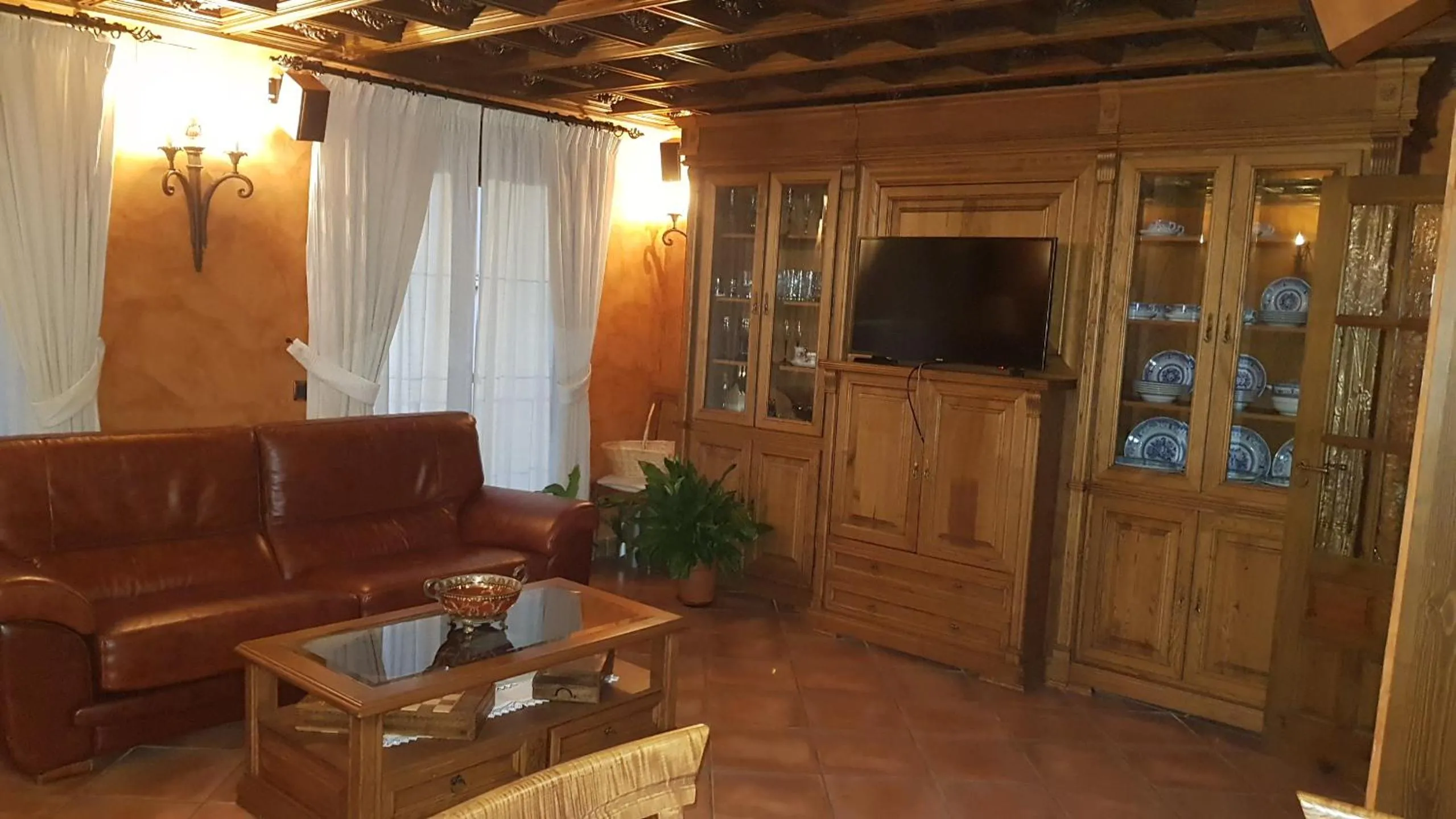 Communal lounge/ TV room in Hostal Rural Los Telares