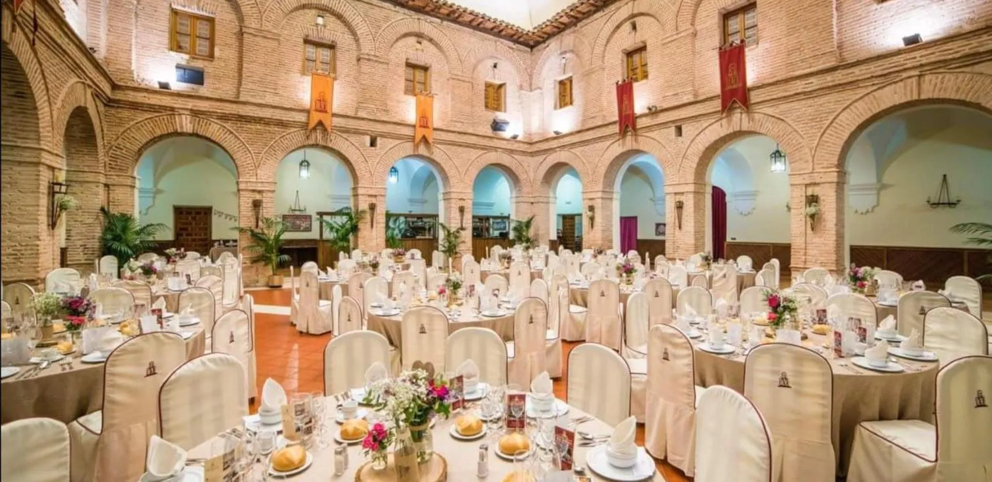 Restaurant/places to eat in Hostal Rural Los Telares
