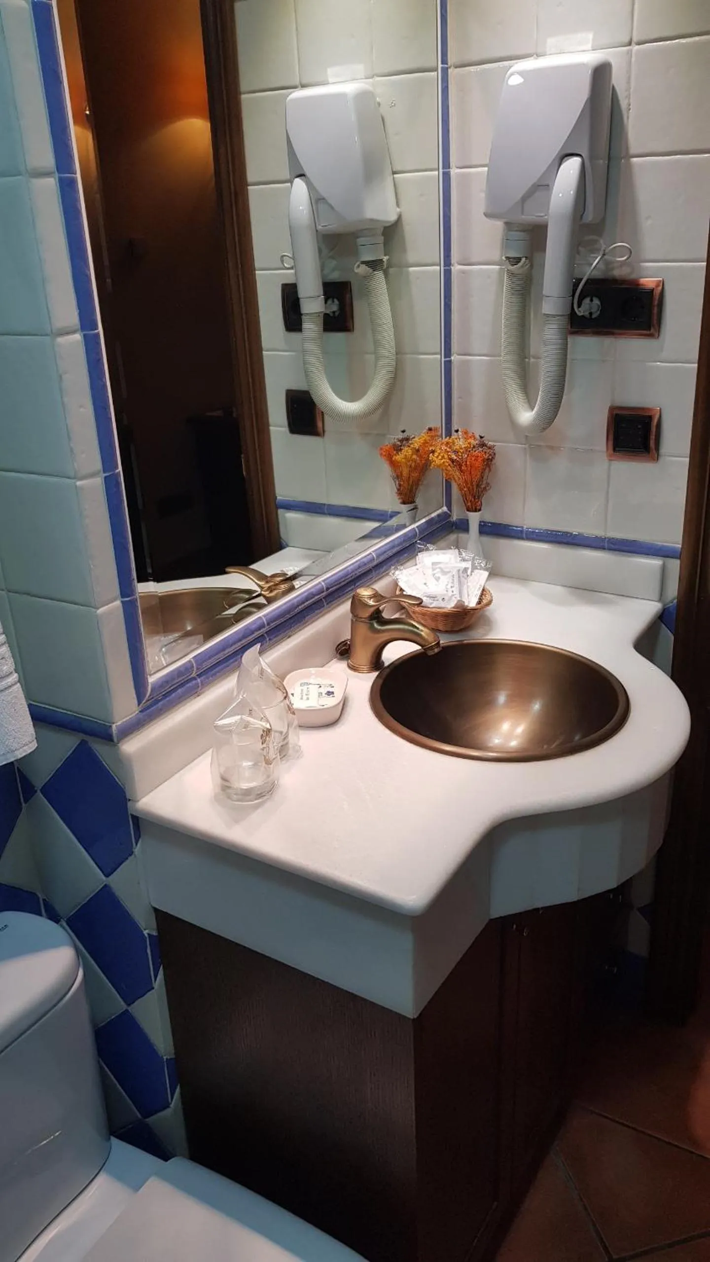 Toilet in Hostal Rural Los Telares