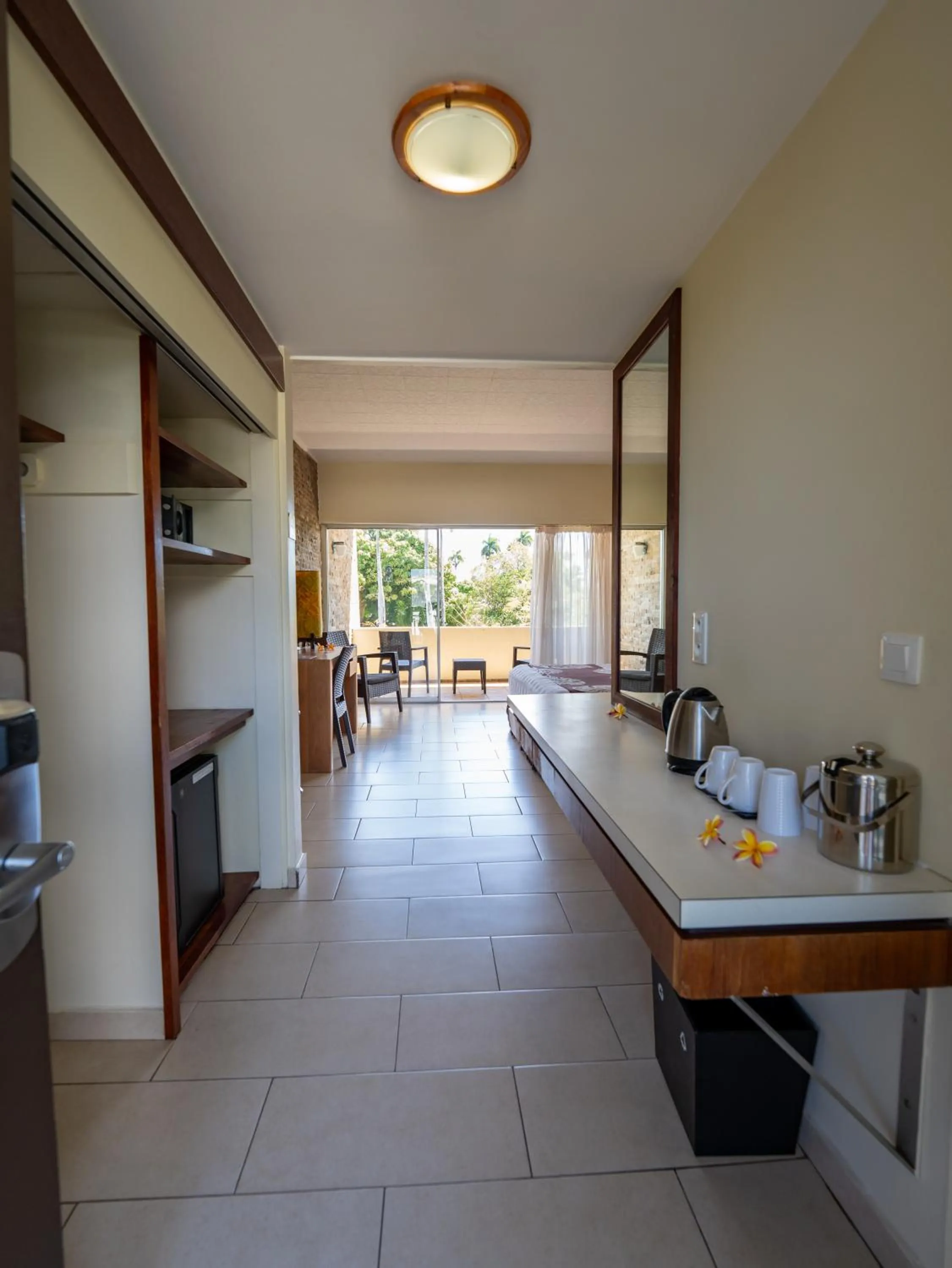 Coffee/tea facilities in Royal Tahitien