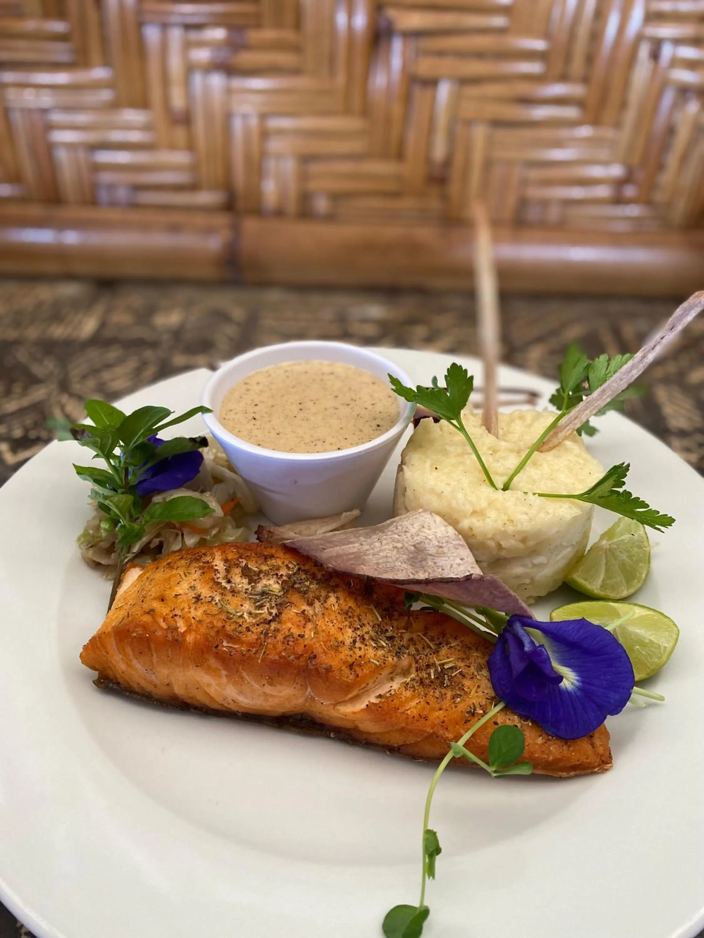 Food in Royal Tahitien