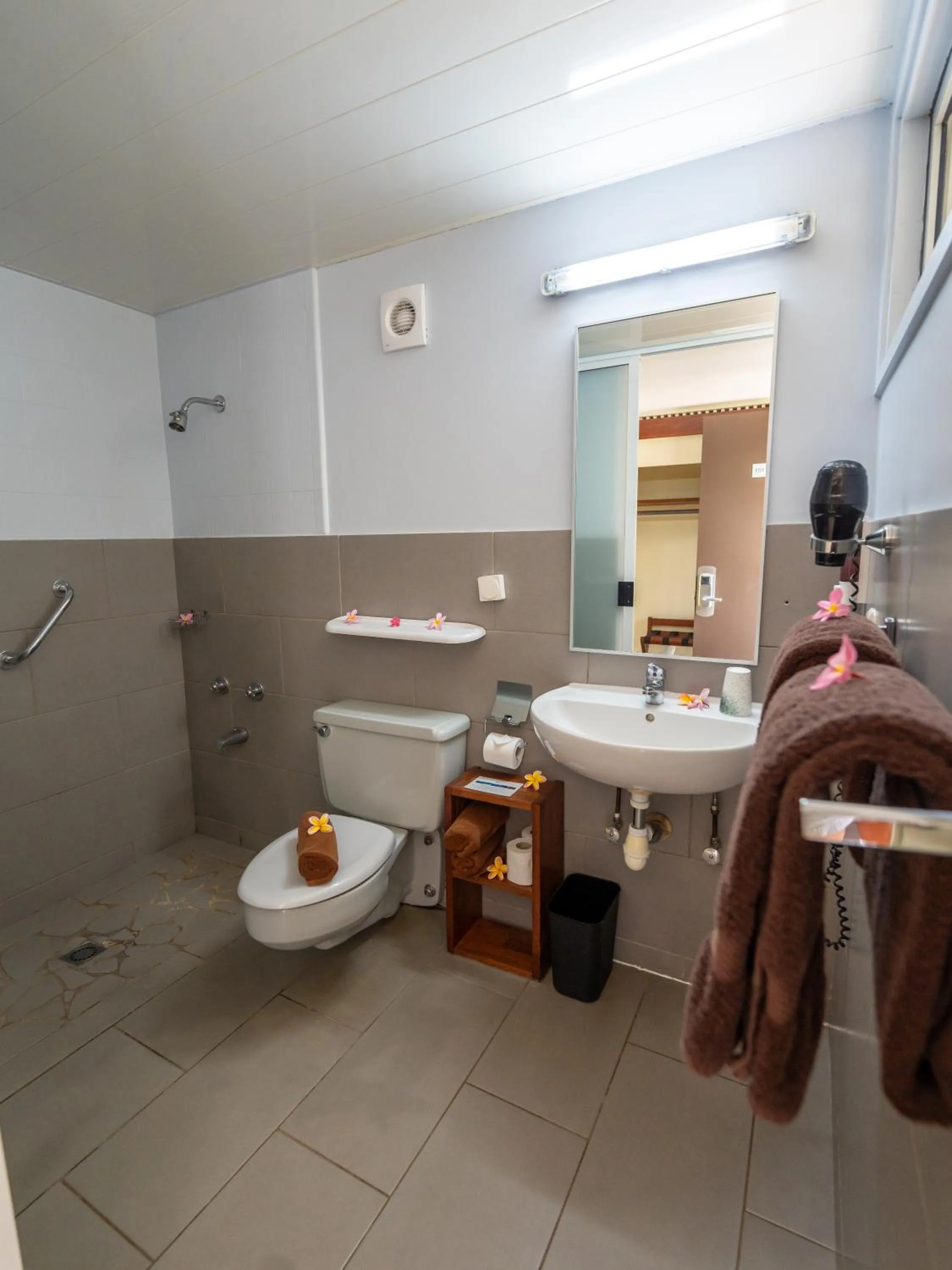 Facility for disabled guests in Royal Tahitien