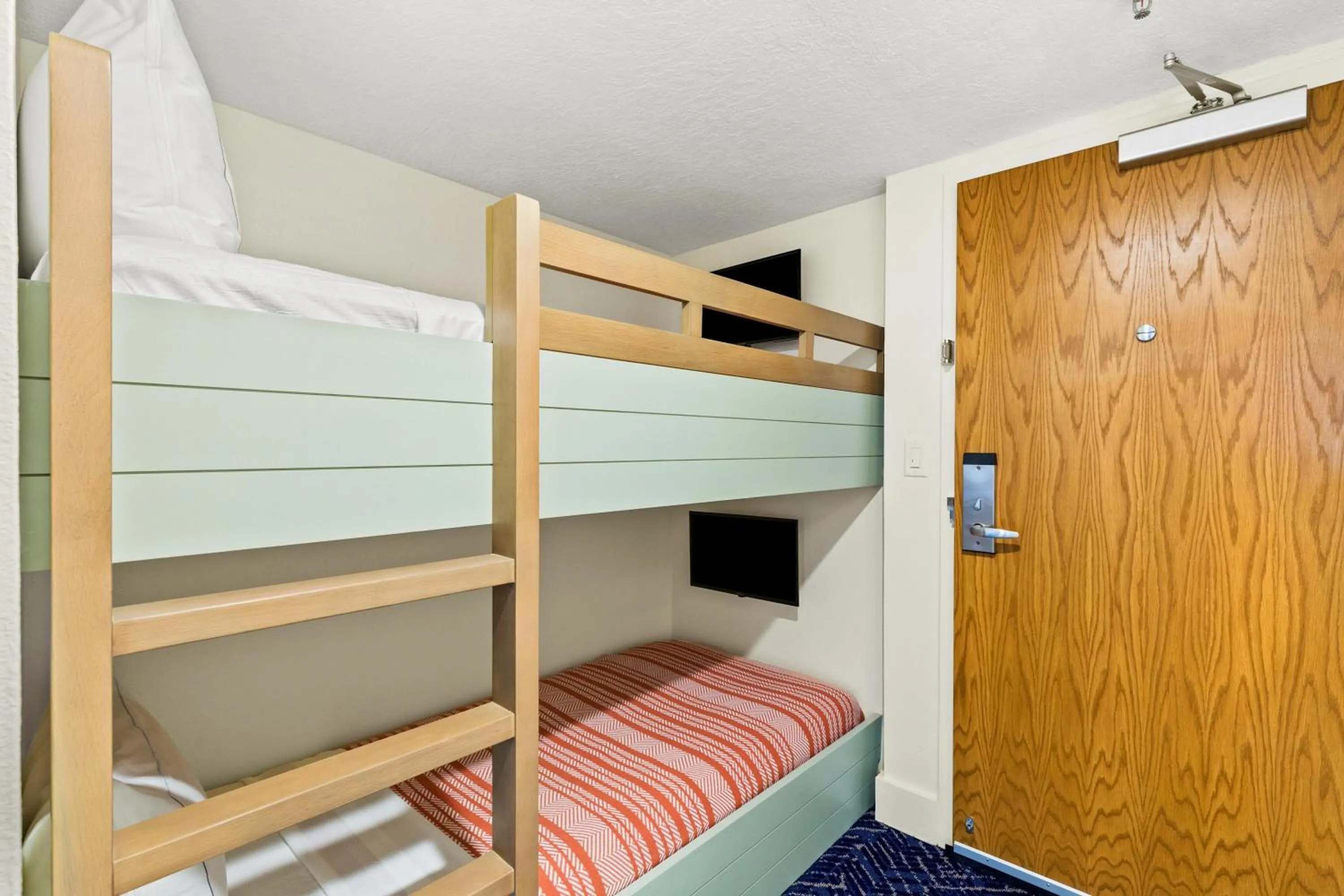 Bed in Hilton Sandestin Beach Golf Resort & Spa