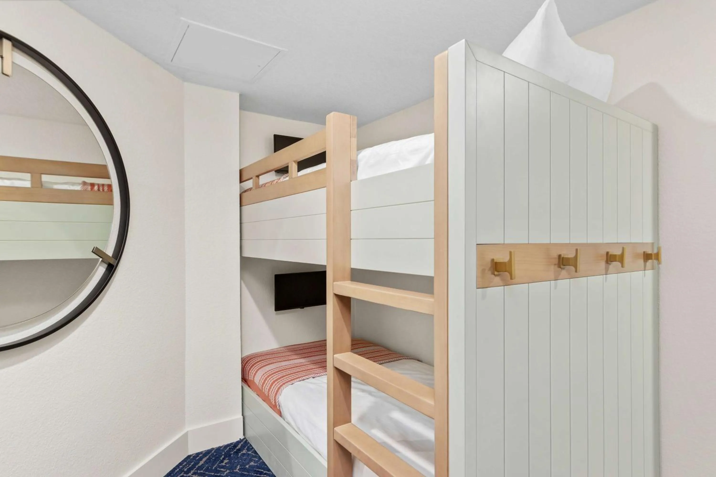 Bed in Hilton Sandestin Beach Golf Resort & Spa