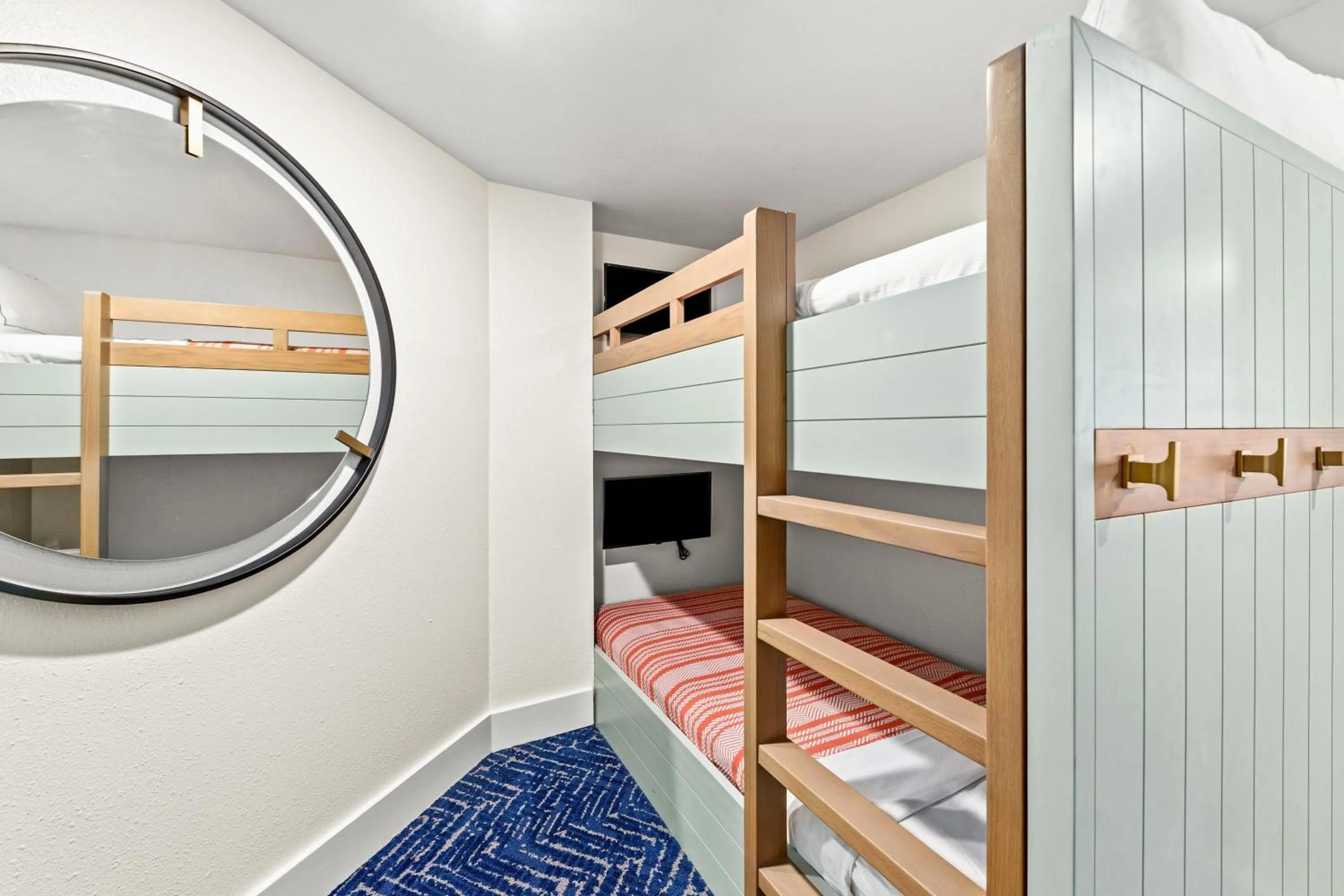 Bed in Hilton Sandestin Beach Golf Resort & Spa