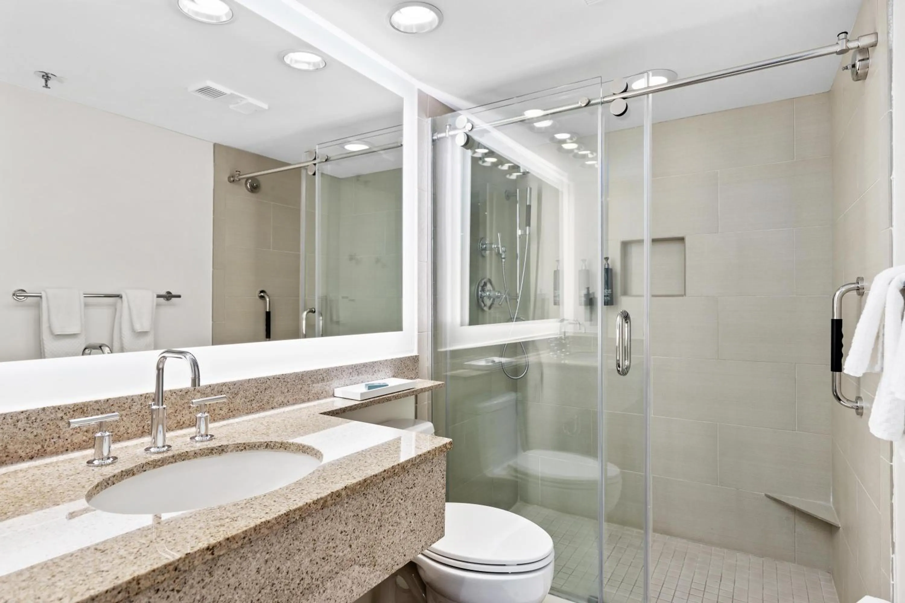 Bathroom in Hilton Sandestin Beach Golf Resort & Spa