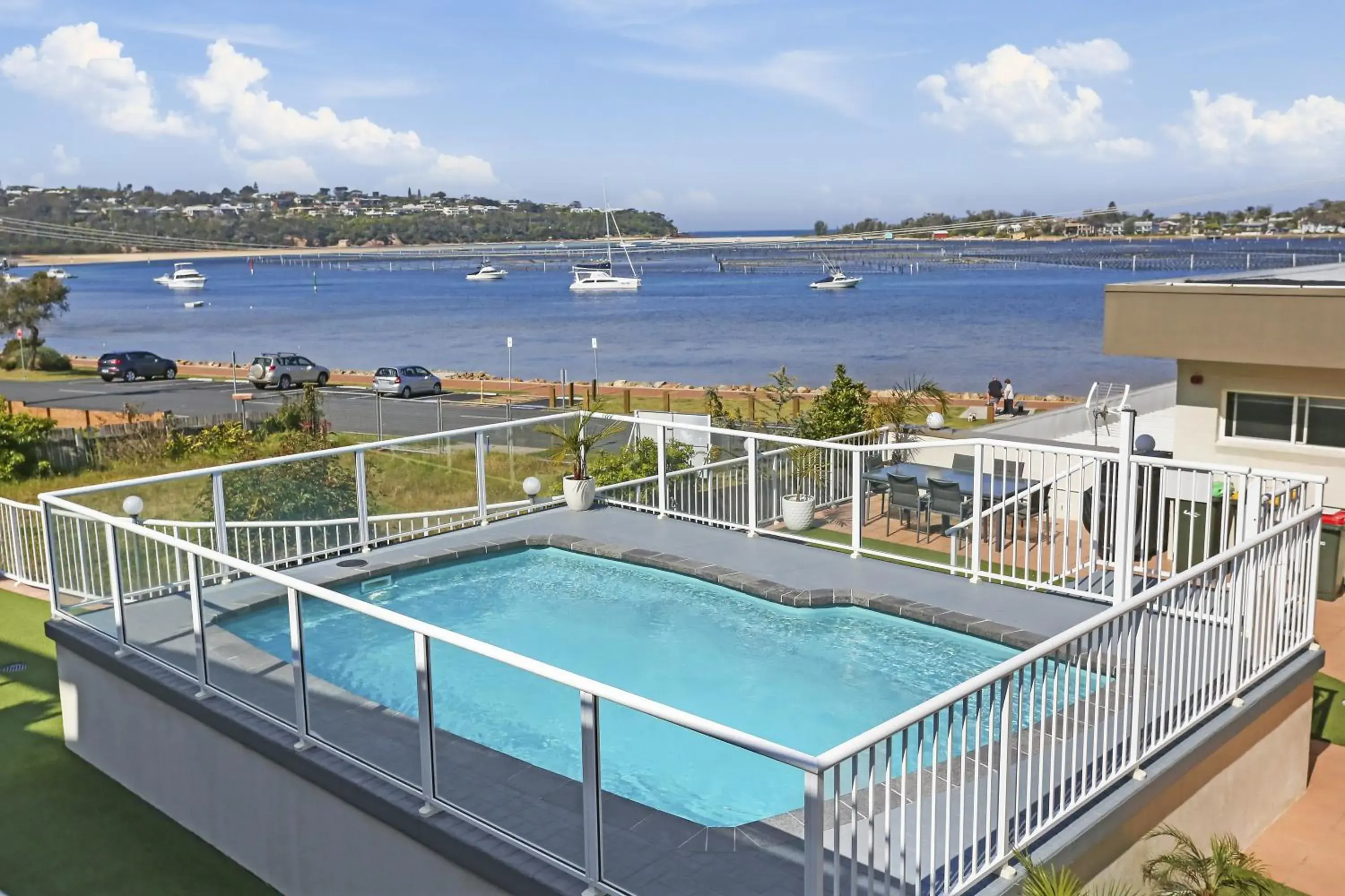 Crown Apartments Crown Apartments