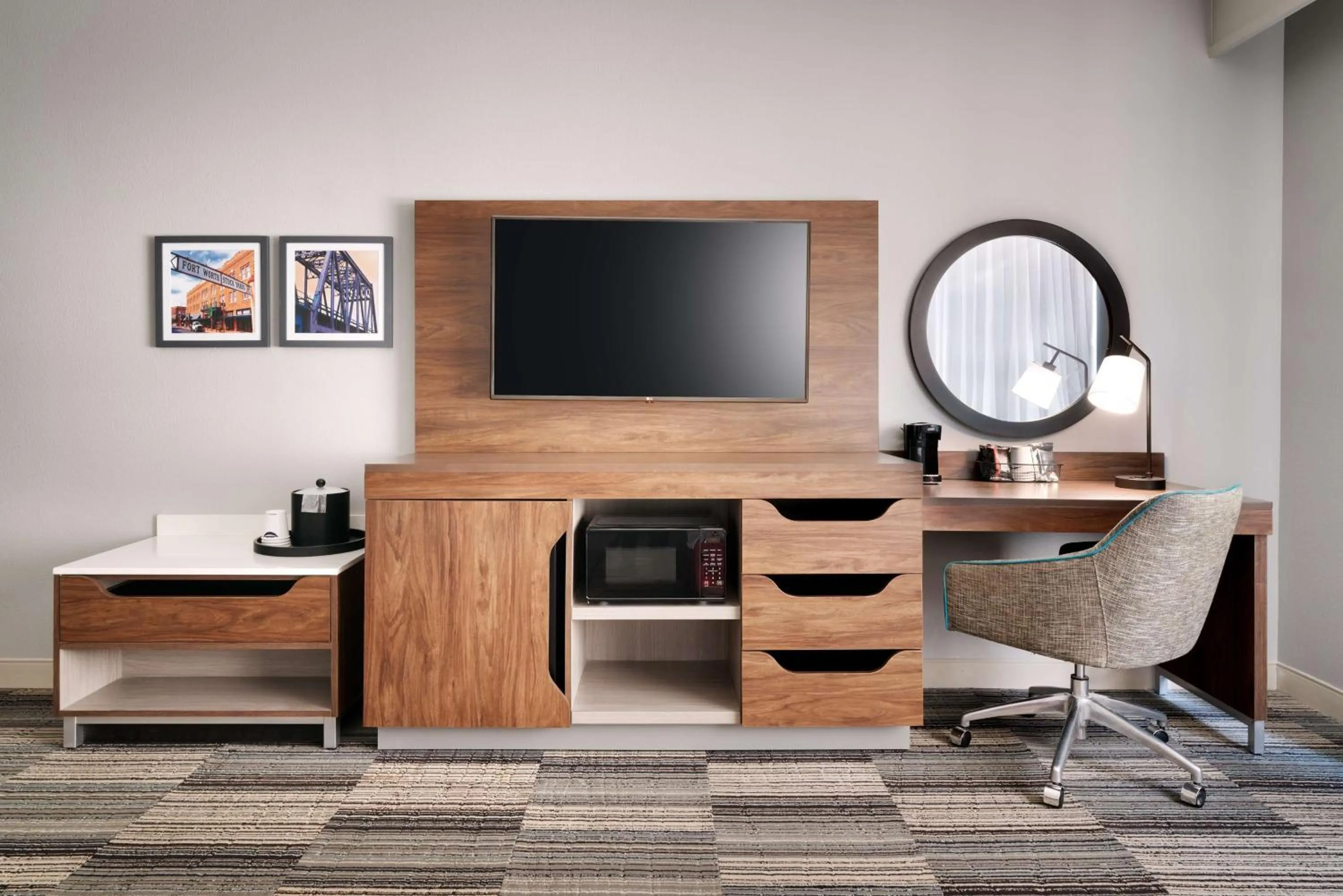 Bedroom in Hampton Inn & Suites Ft Worth-Burleson