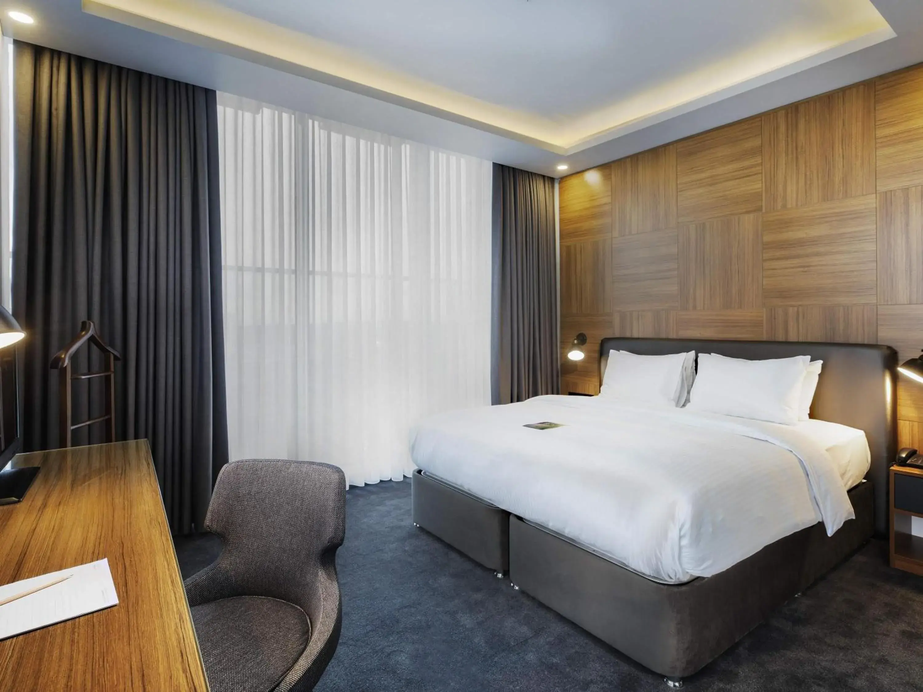Superior Suite with Double Bed in Mercure Istanbul Umraniye Superior Suite with Double Bed in Mercure Istanbul Umraniye