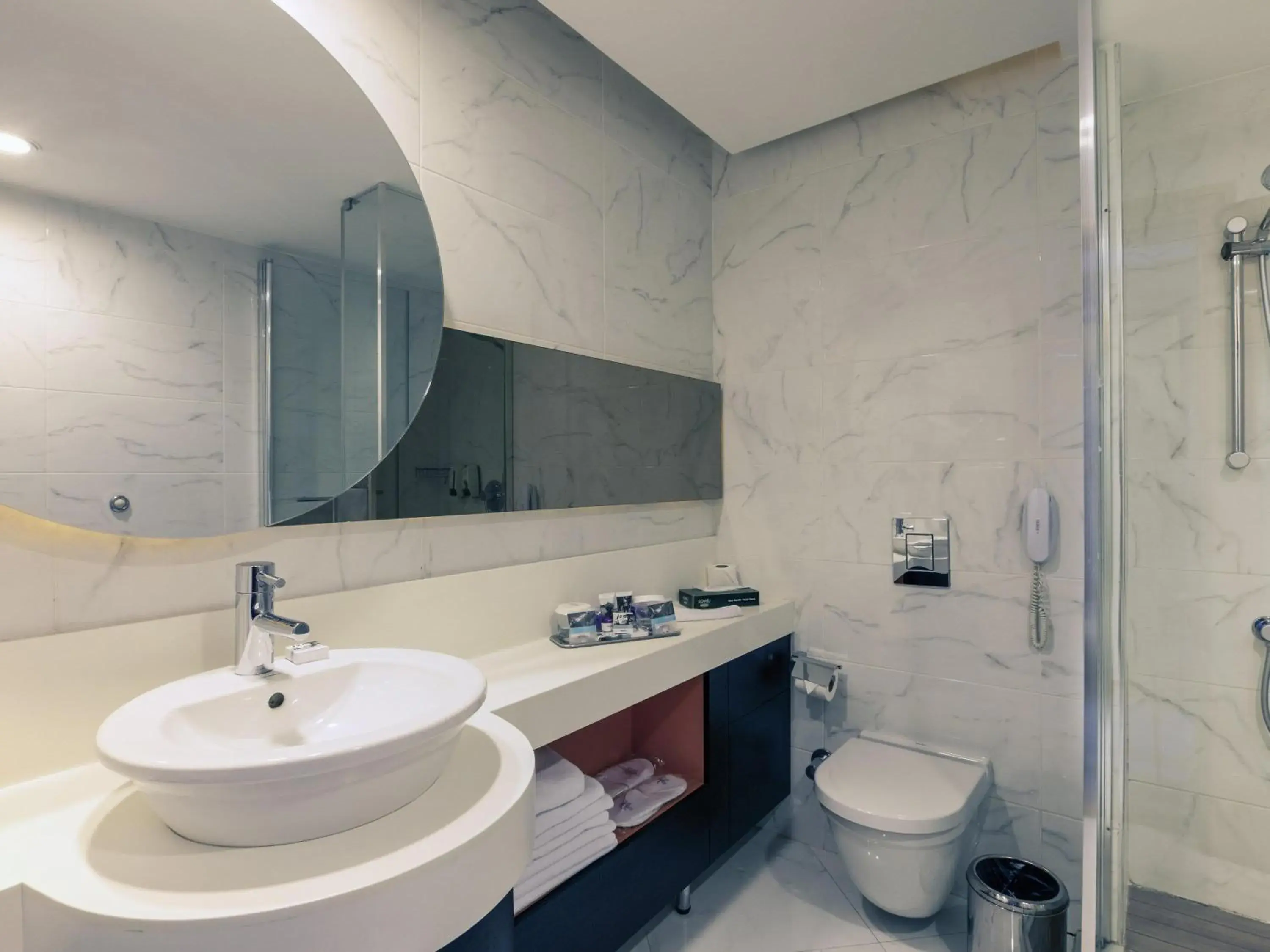 Superior Twin Room in Mercure Istanbul Umraniye Superior Twin Room in Mercure Istanbul Umraniye