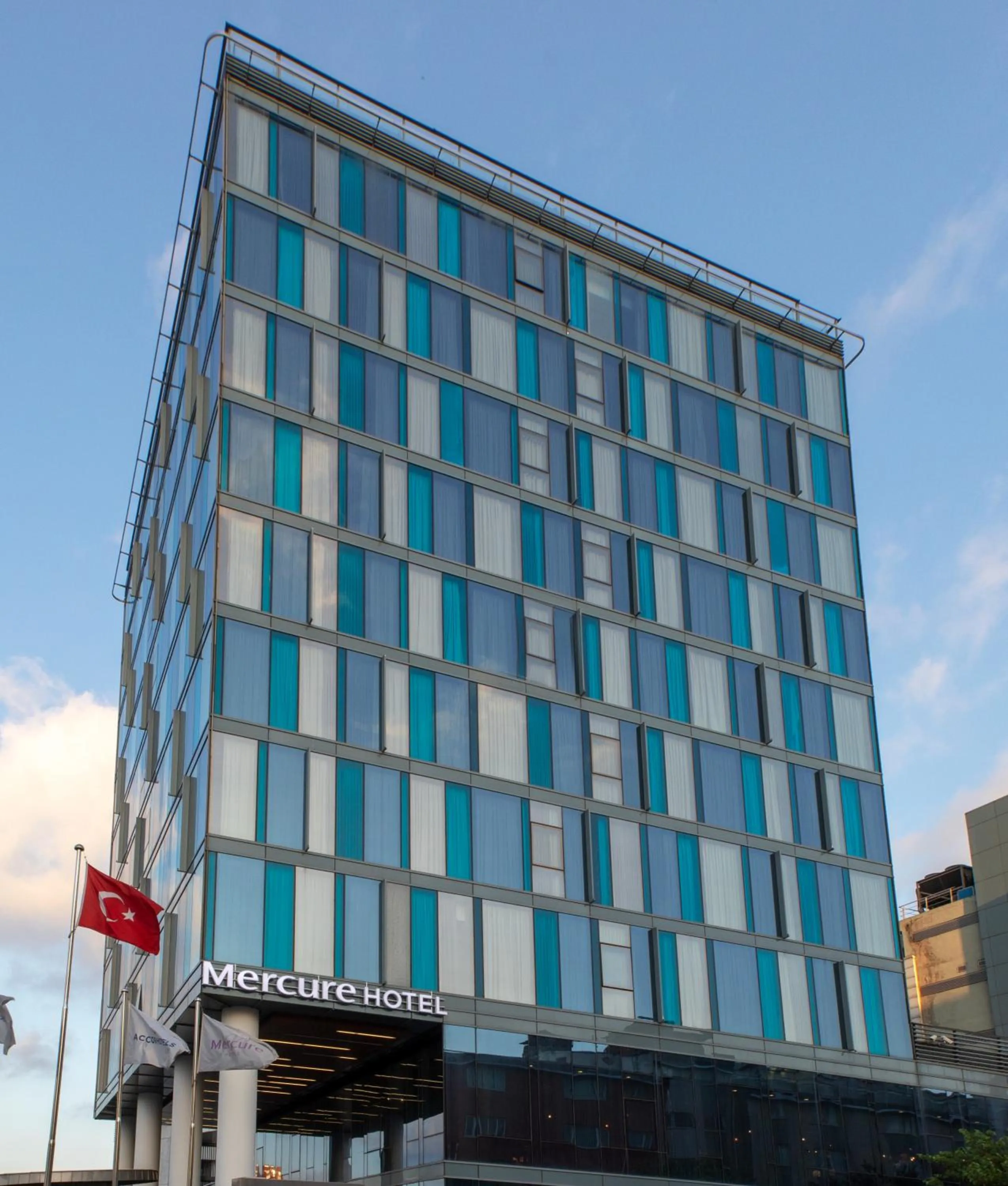 Property building in Mercure Istanbul Umraniye