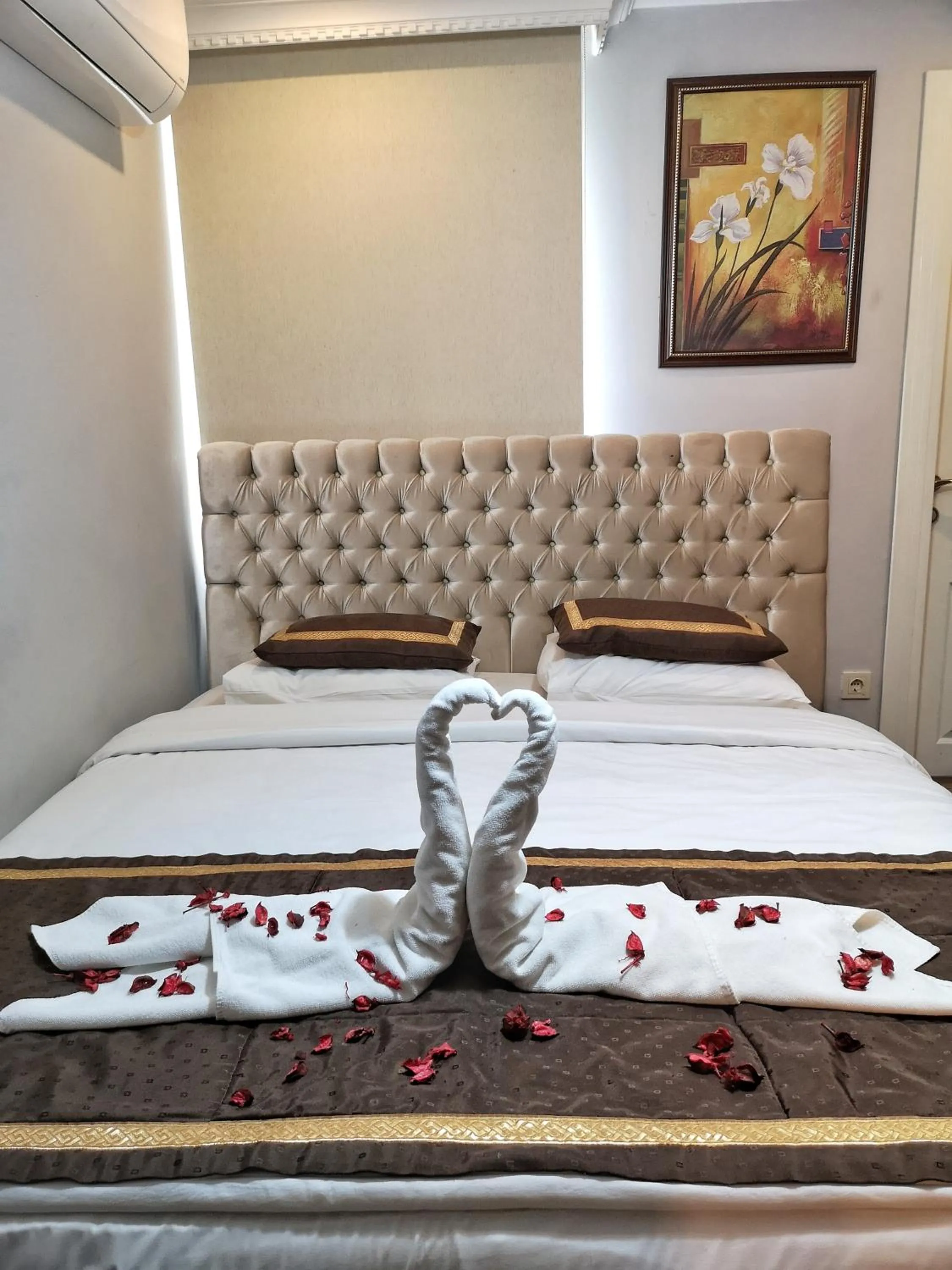 Bed in Golf Royal Residence