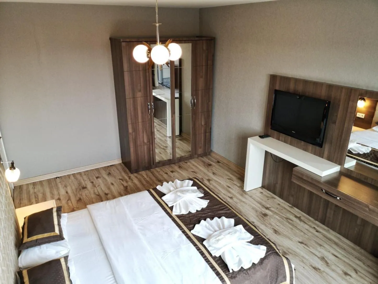 Bedroom, Bed in Golf Royal Residence