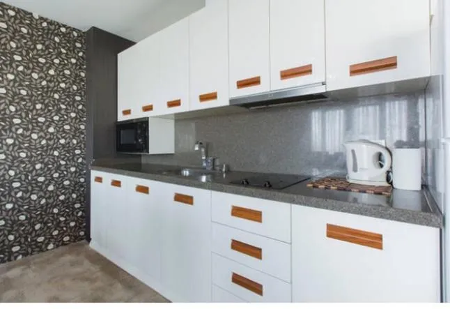 Coffee/tea facilities in Golf Royal Residence