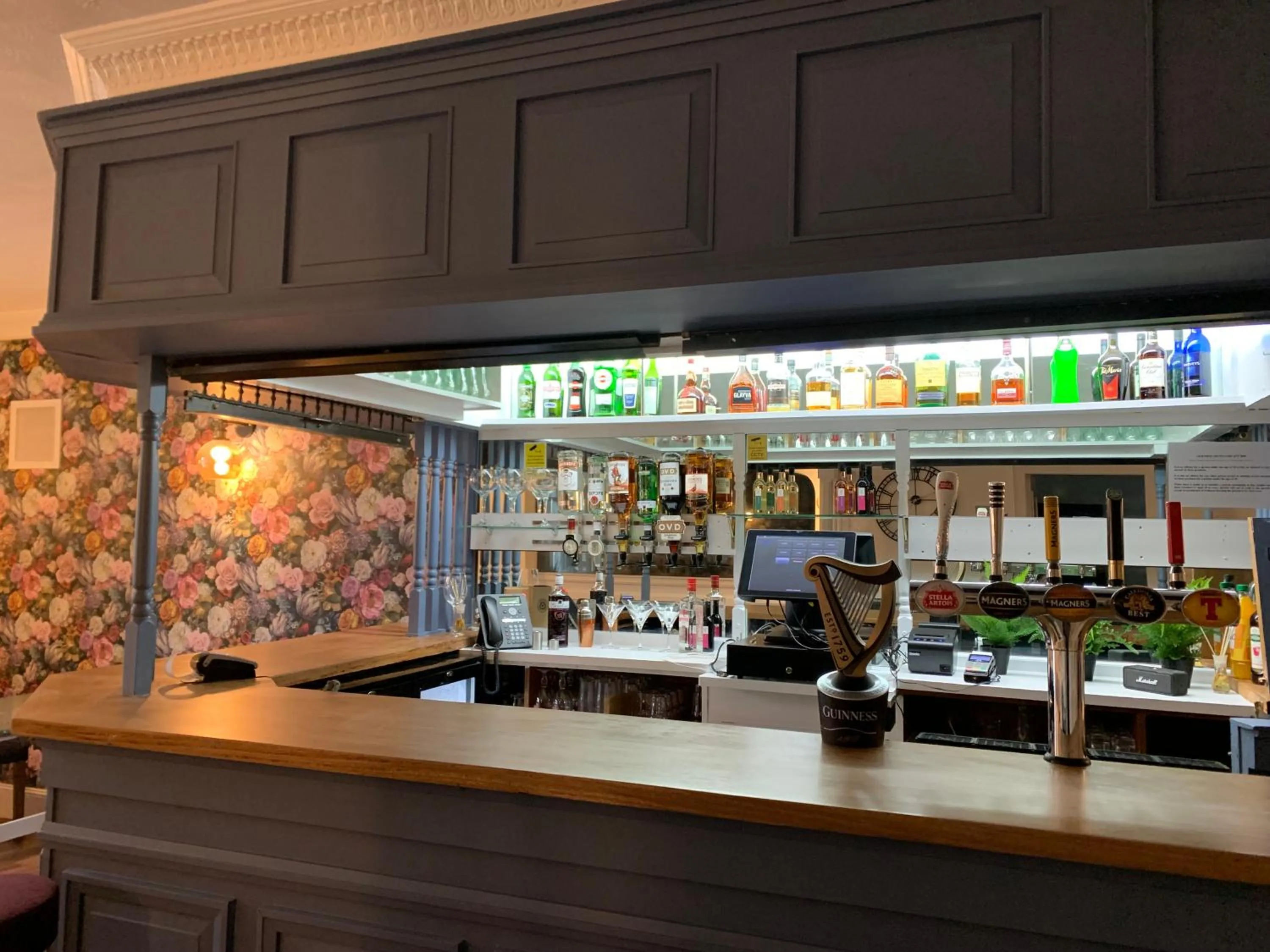 The Gordon Arms Hotel