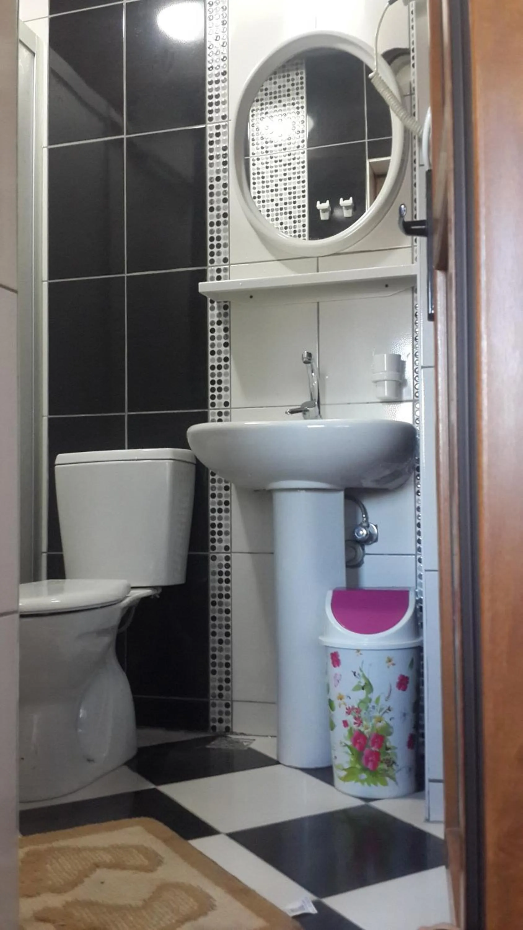 Bathroom in Durak Hotel