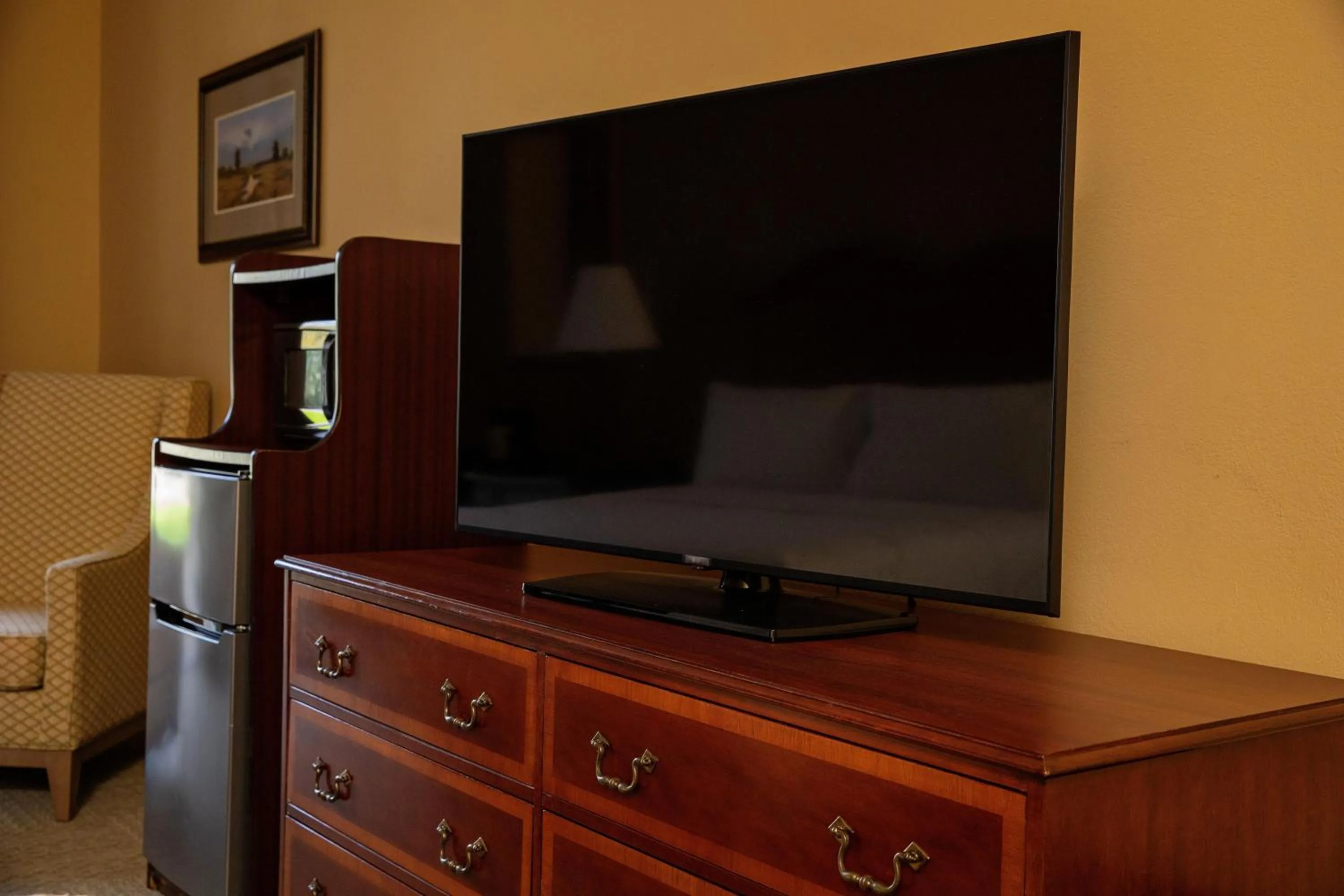 TV and multimedia in Hampton Inn Charleston-Historic District
