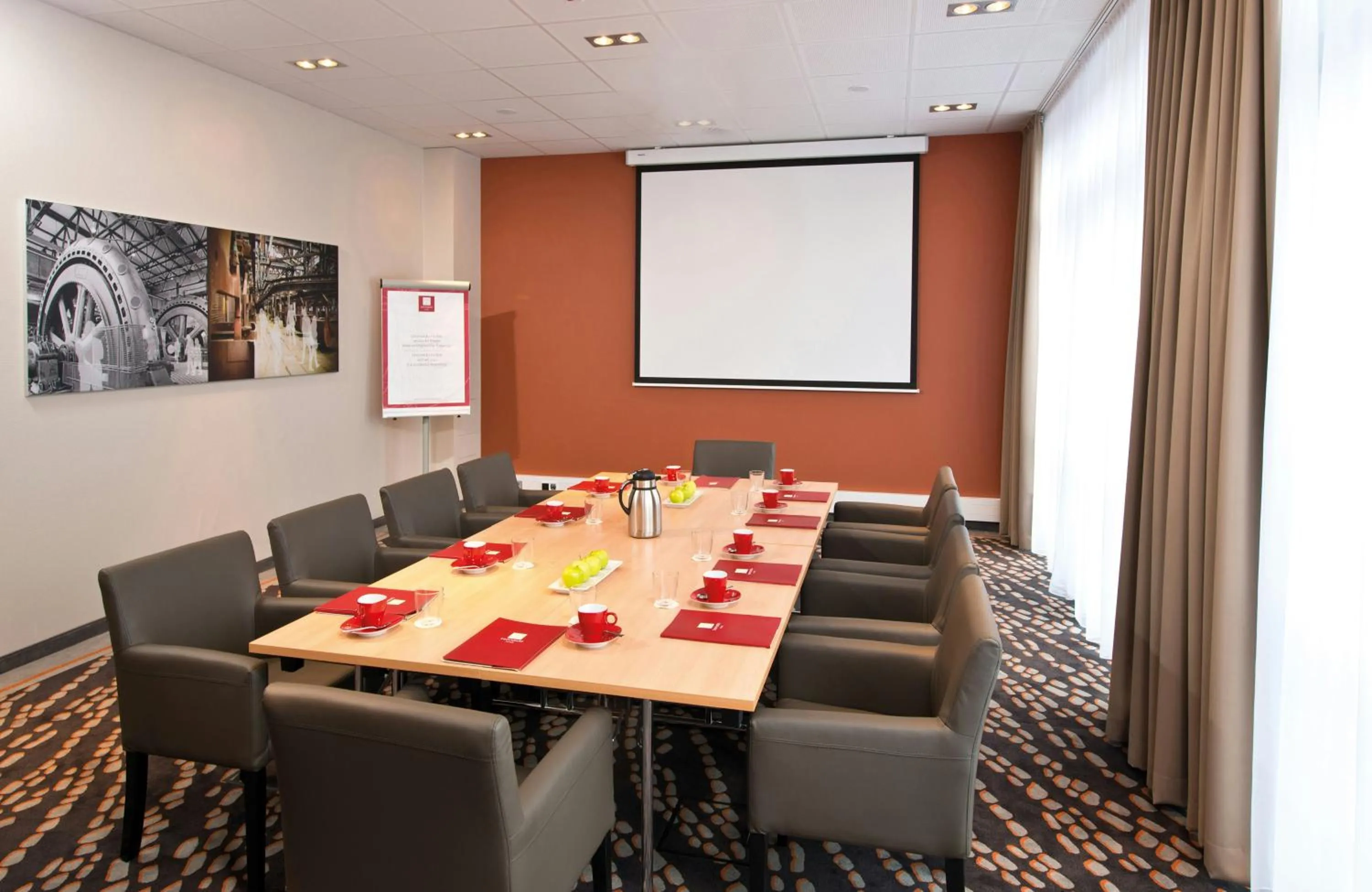 Meeting/conference room in Leonardo Hotel Völklingen-Saarbrücken