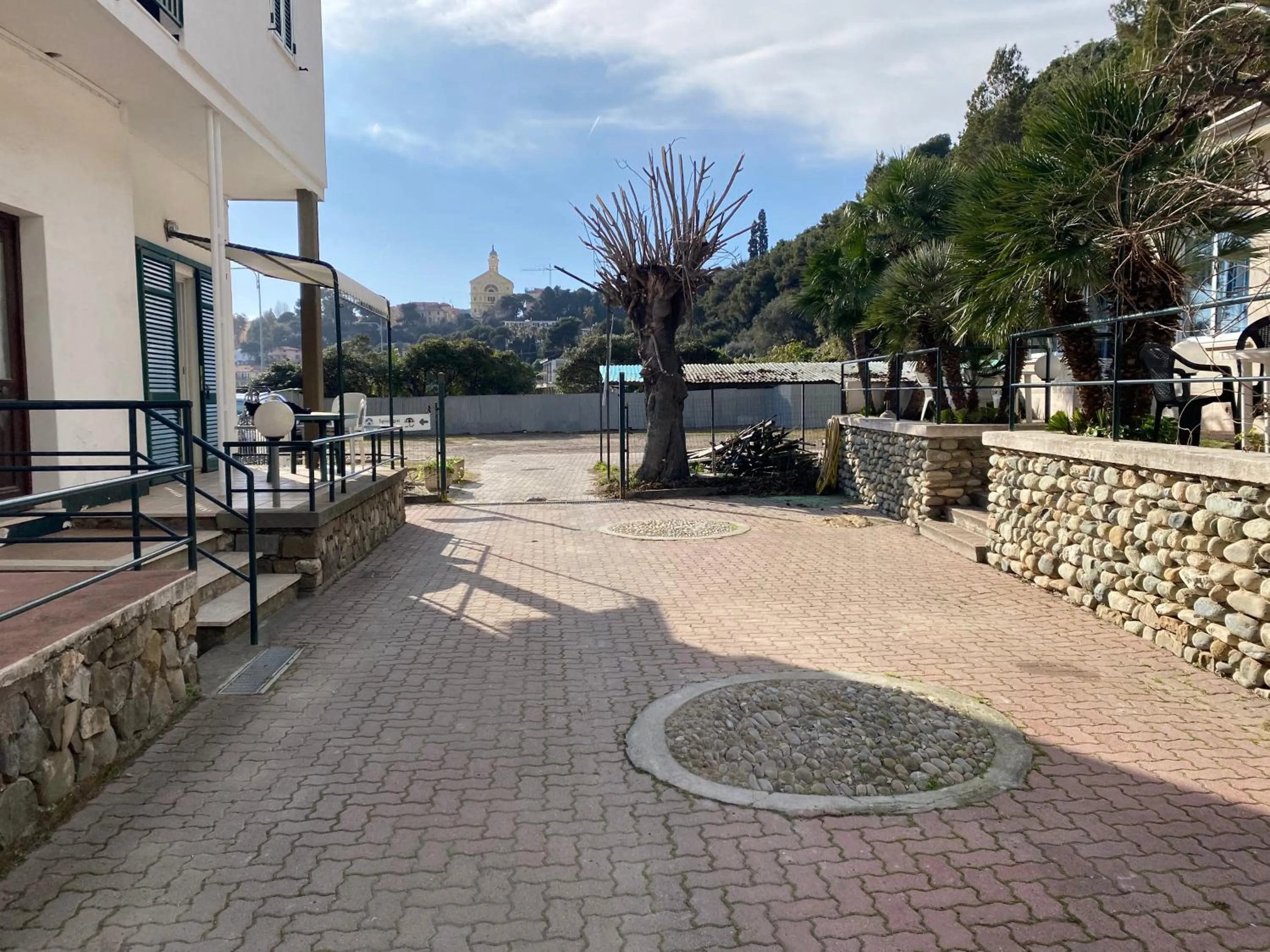 Parking in Blue Beach