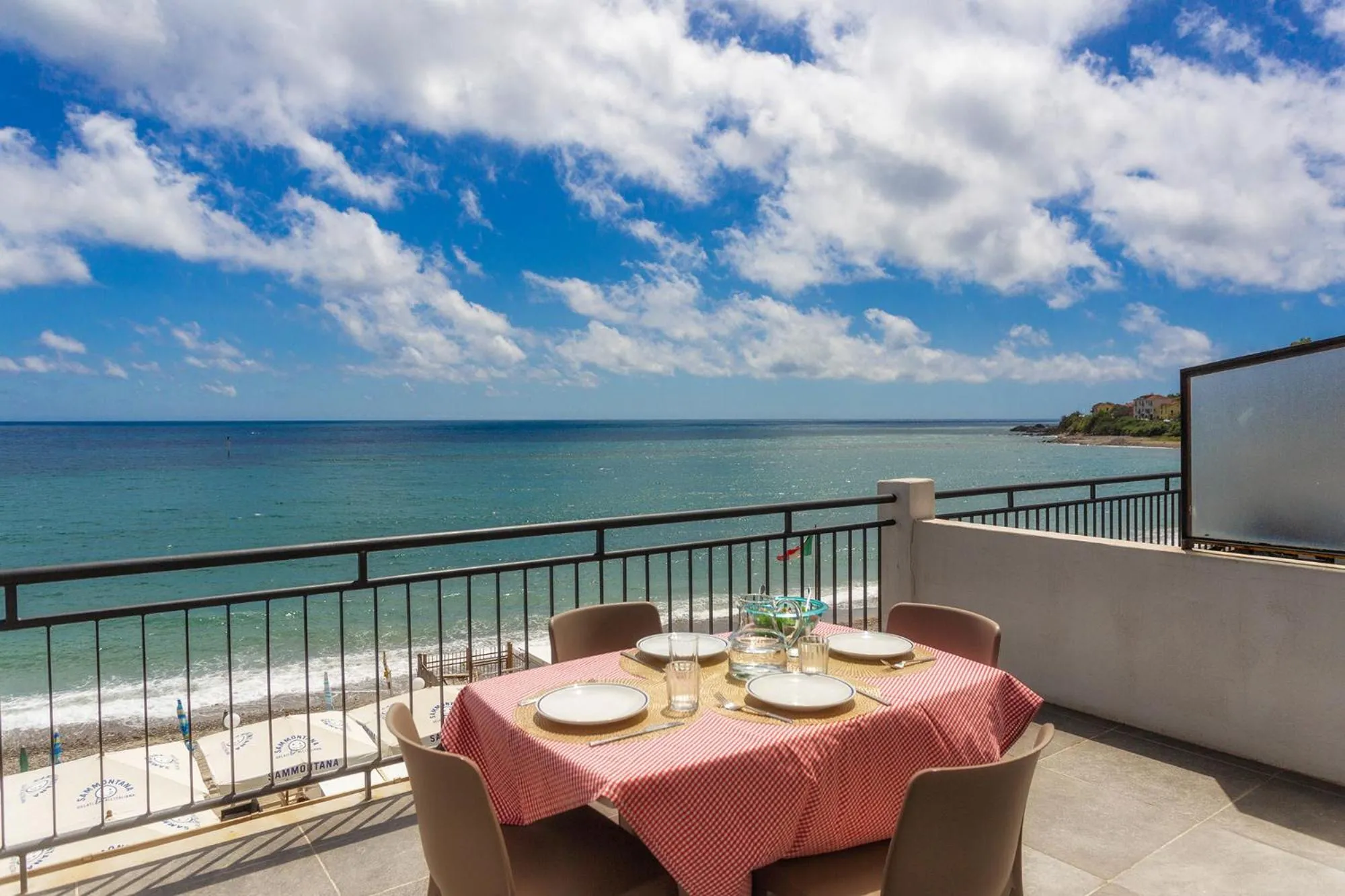 Balcony/Terrace in Blue Beach