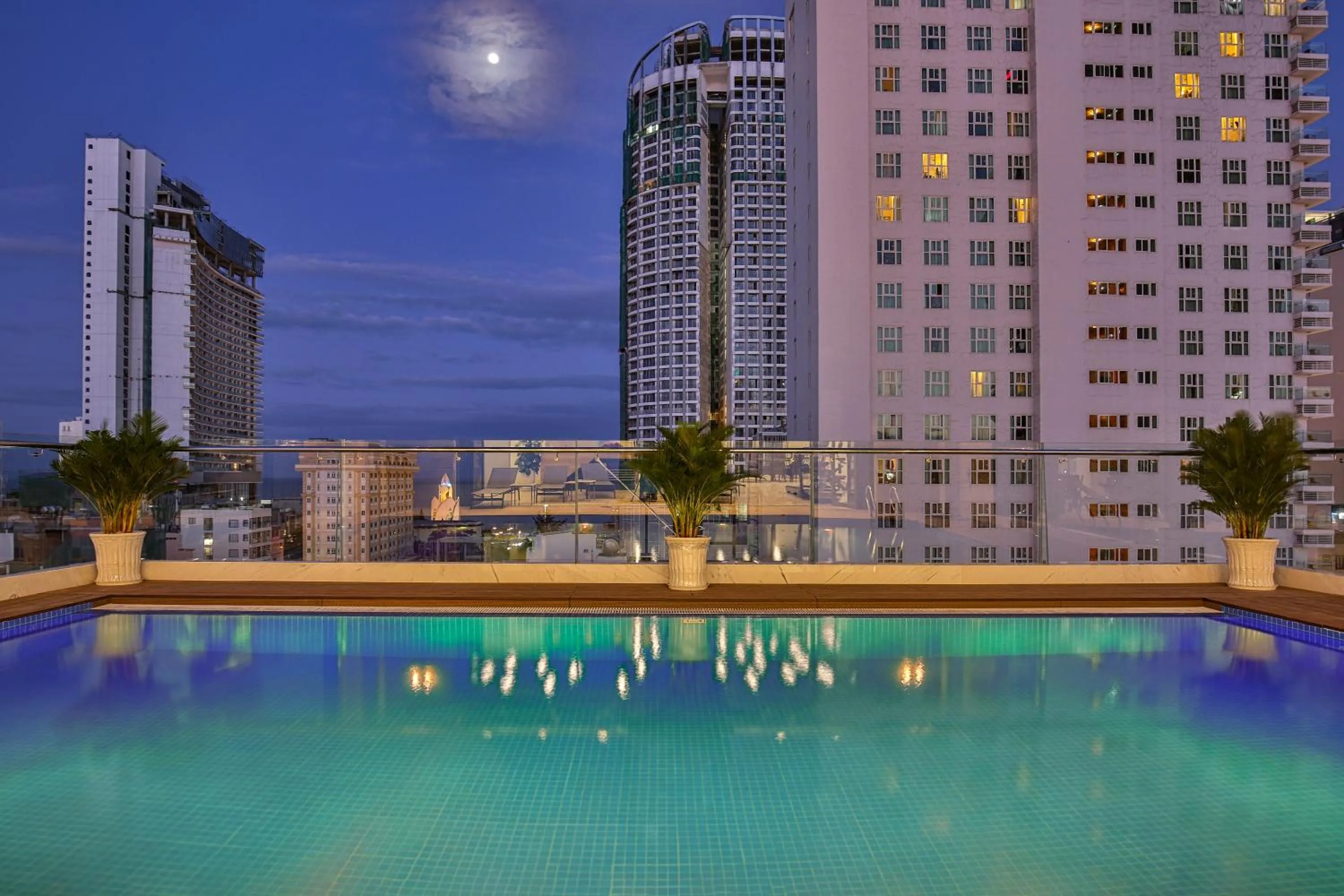 Swimming pool in Sata Hotel