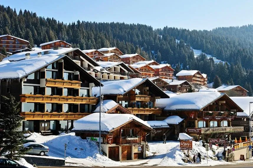 Property building in Hotel Le Very