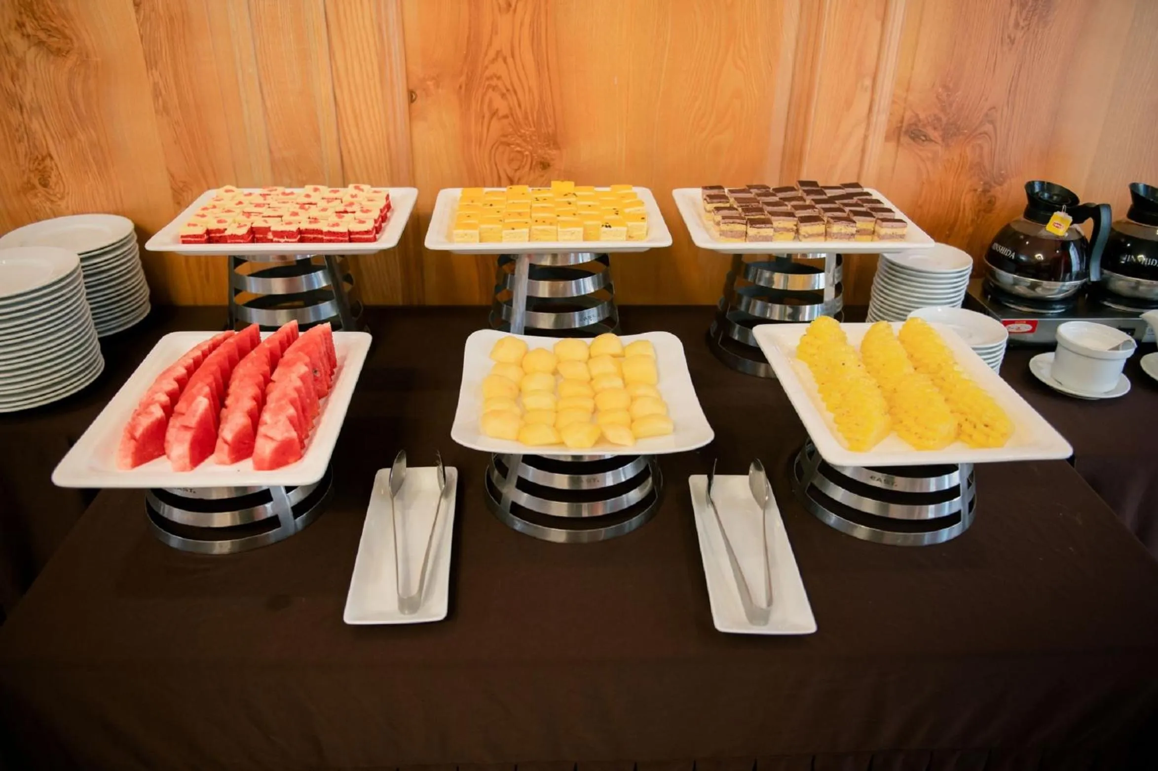 Restaurant/places to eat in Sunny Ocean Hotel & Spa