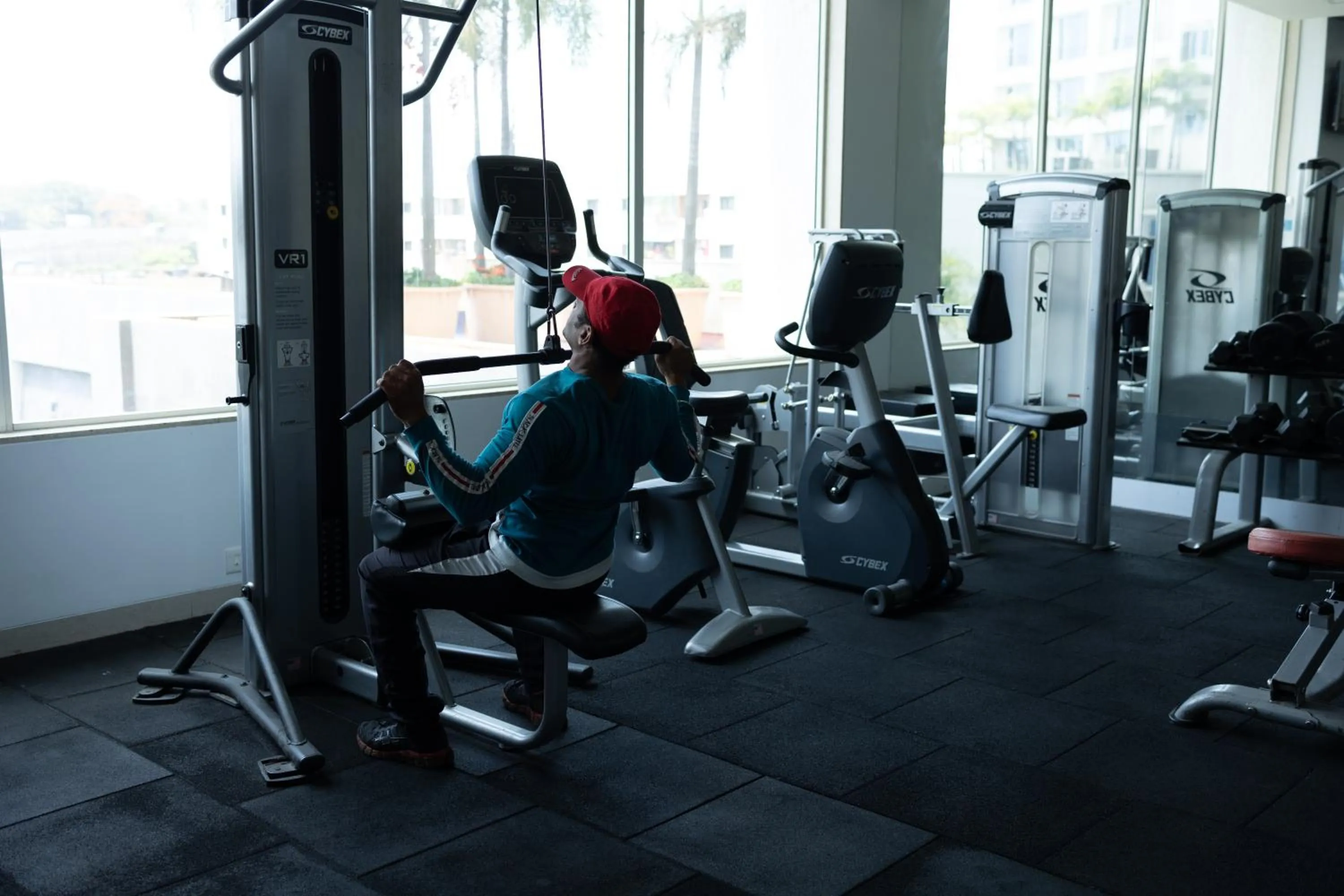 Fitness centre/facilities in Express Inn The Business Luxury Hotel