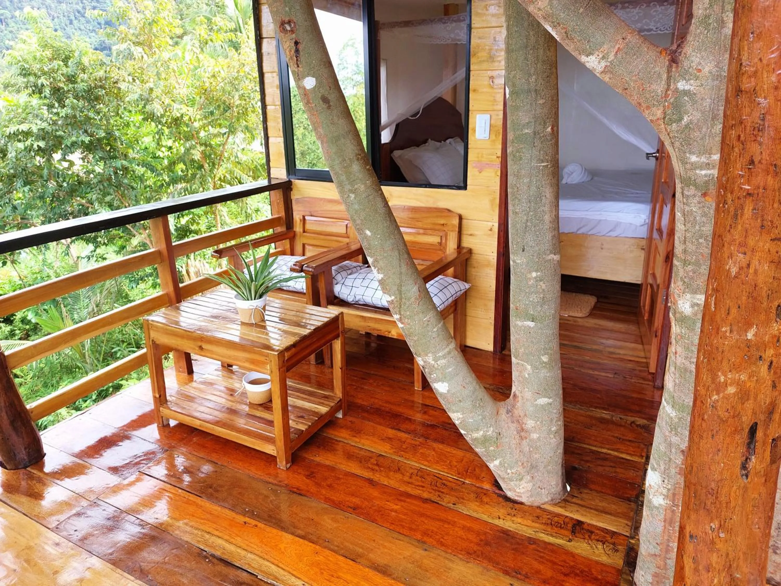 Balcony/Terrace in Jungle bar Resto & Cottages